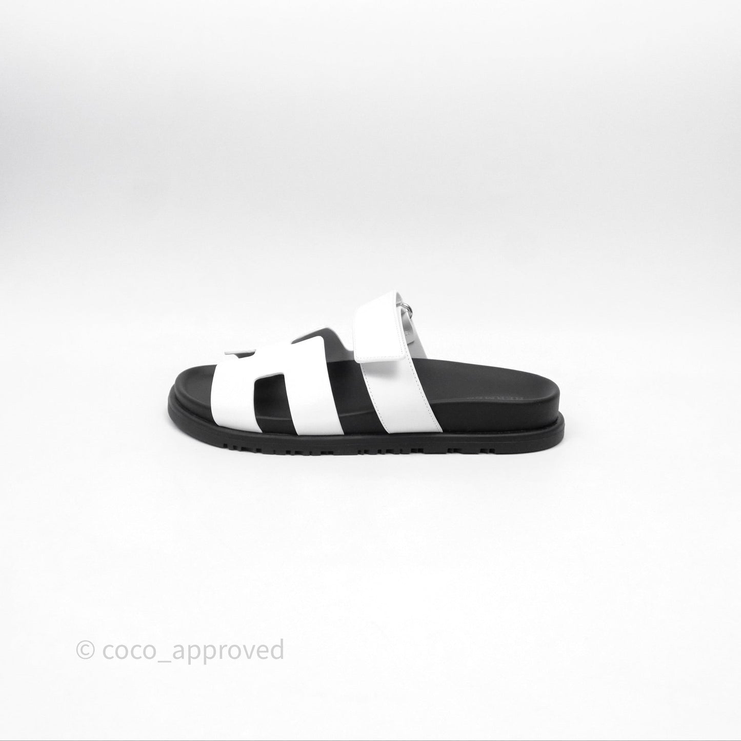 Hermès Chypre Sandal Calfskin Black/White Size 37