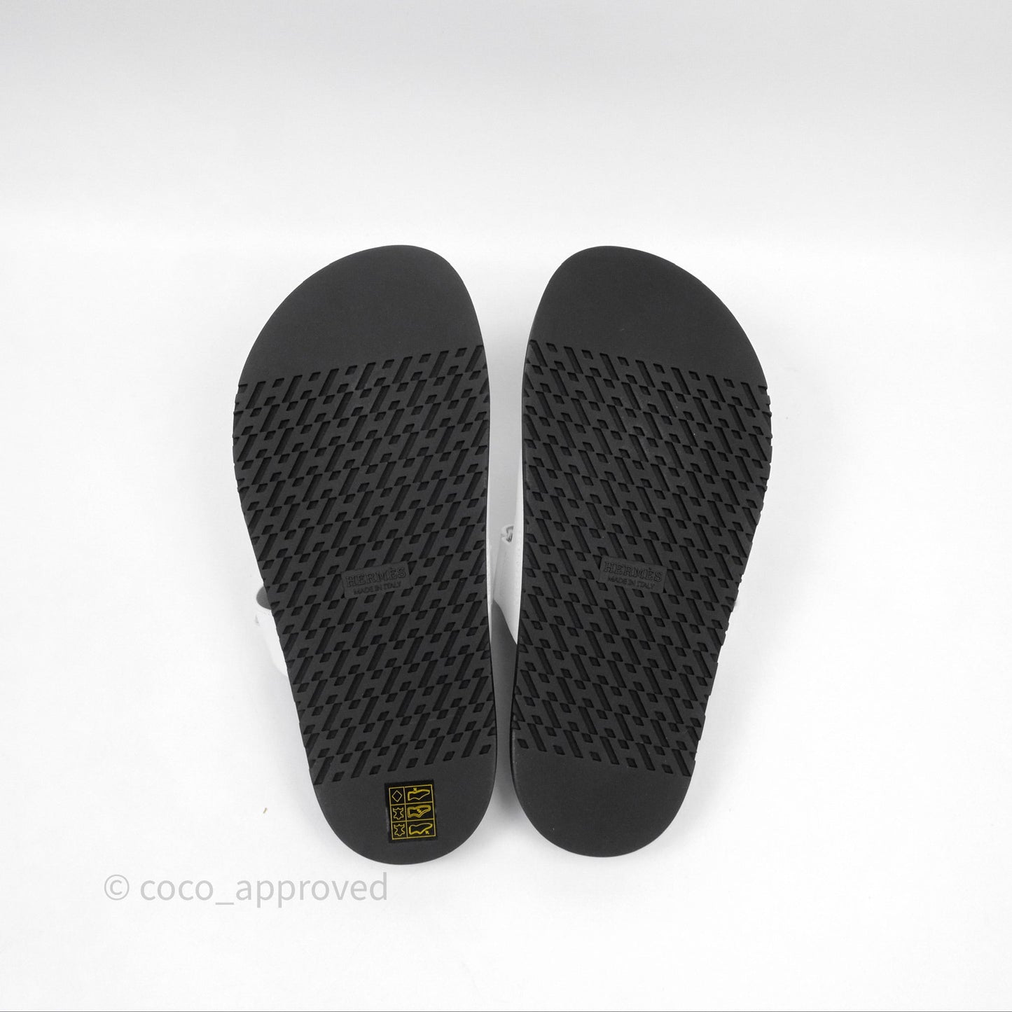 Hermès Chypre Sandal Calfskin Black/White Size 37