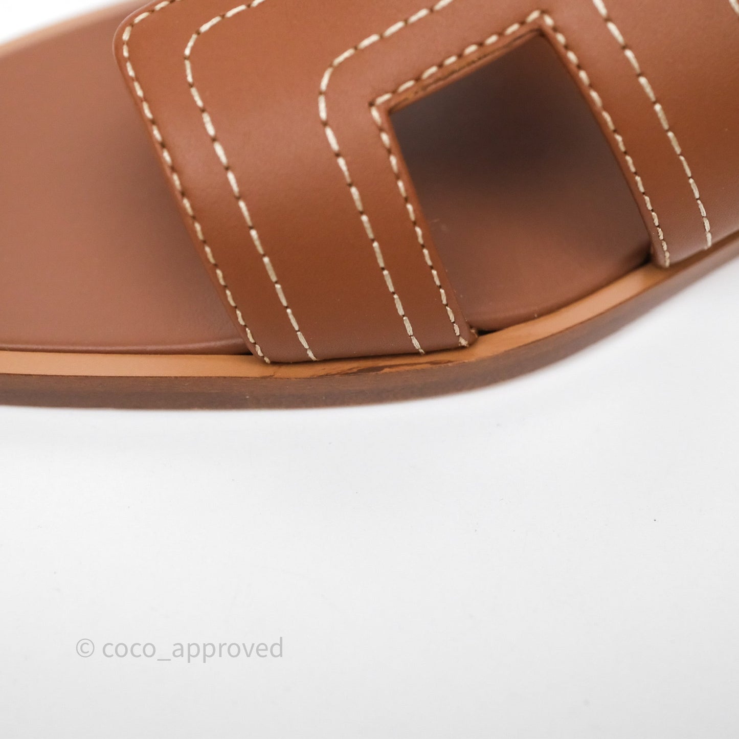 Hermès Oran Sandals in Gold Size 37.5