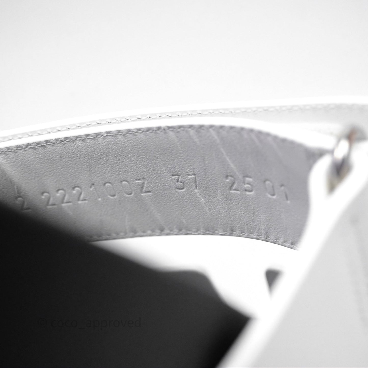 Hermès Chypre Sandal Calfskin Black/White Size 37