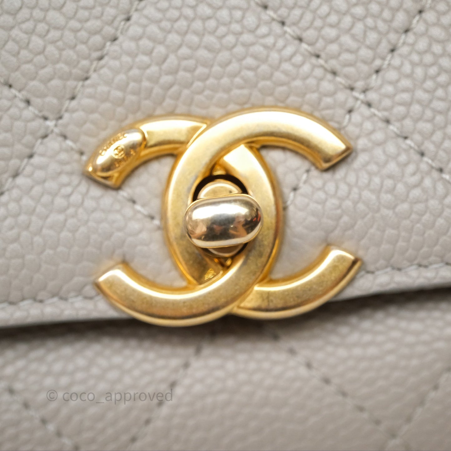 Chanel Chic Affinity Small Grained Calfskin Grey Gold Hardware