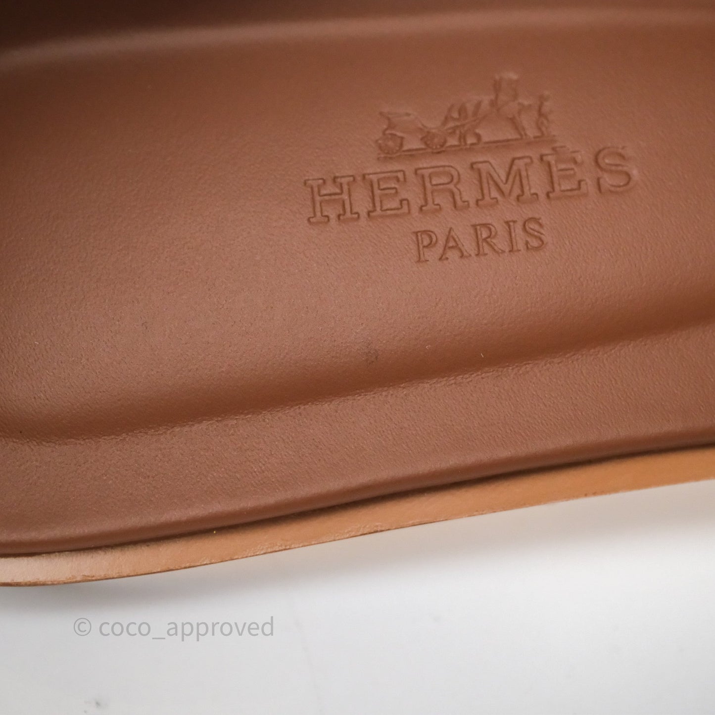 Hermès Oran Sandals in Gold Size 37.5