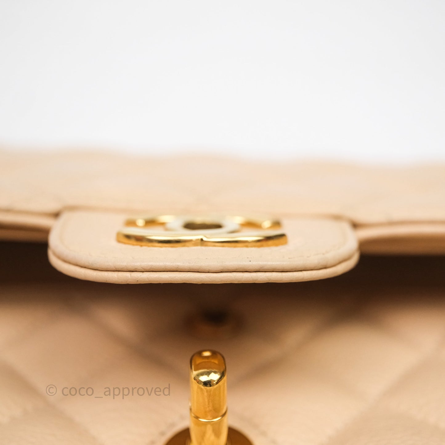 Chanel M/L Medium Classic Flap Quilted Beige Caviar Gold Hardware