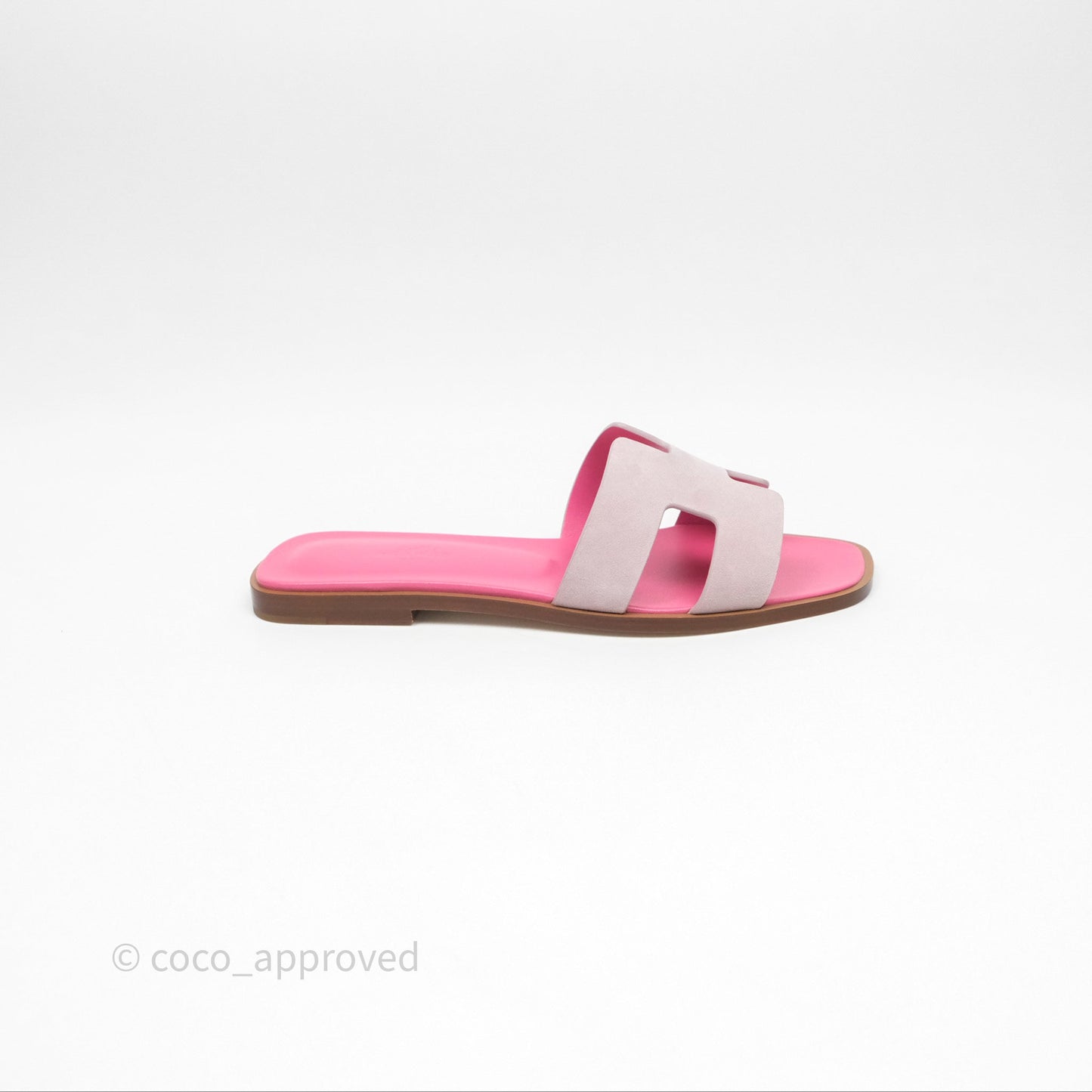 Hermès Oran Sandals in Pink Size 37
