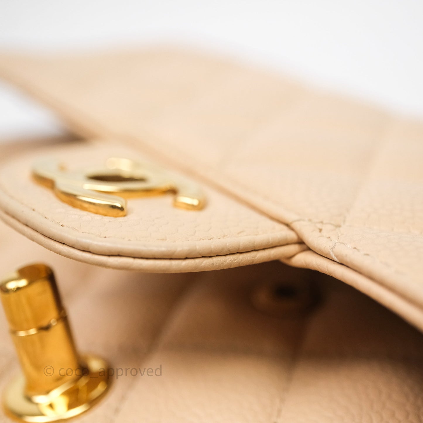 Chanel M/L Medium Classic Flap Quilted Beige Caviar Gold Hardware