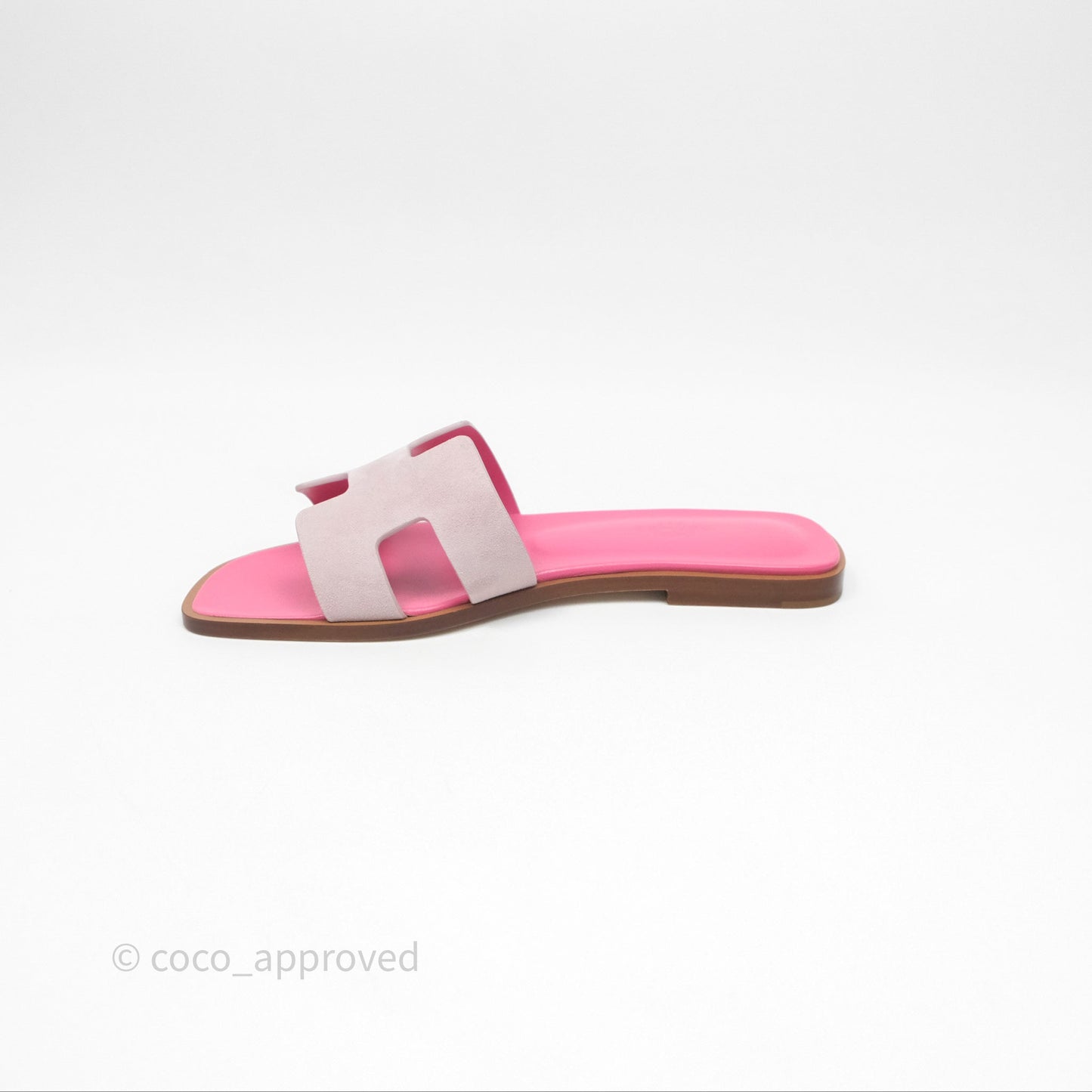 Hermès Oran Sandals in Pink Size 37
