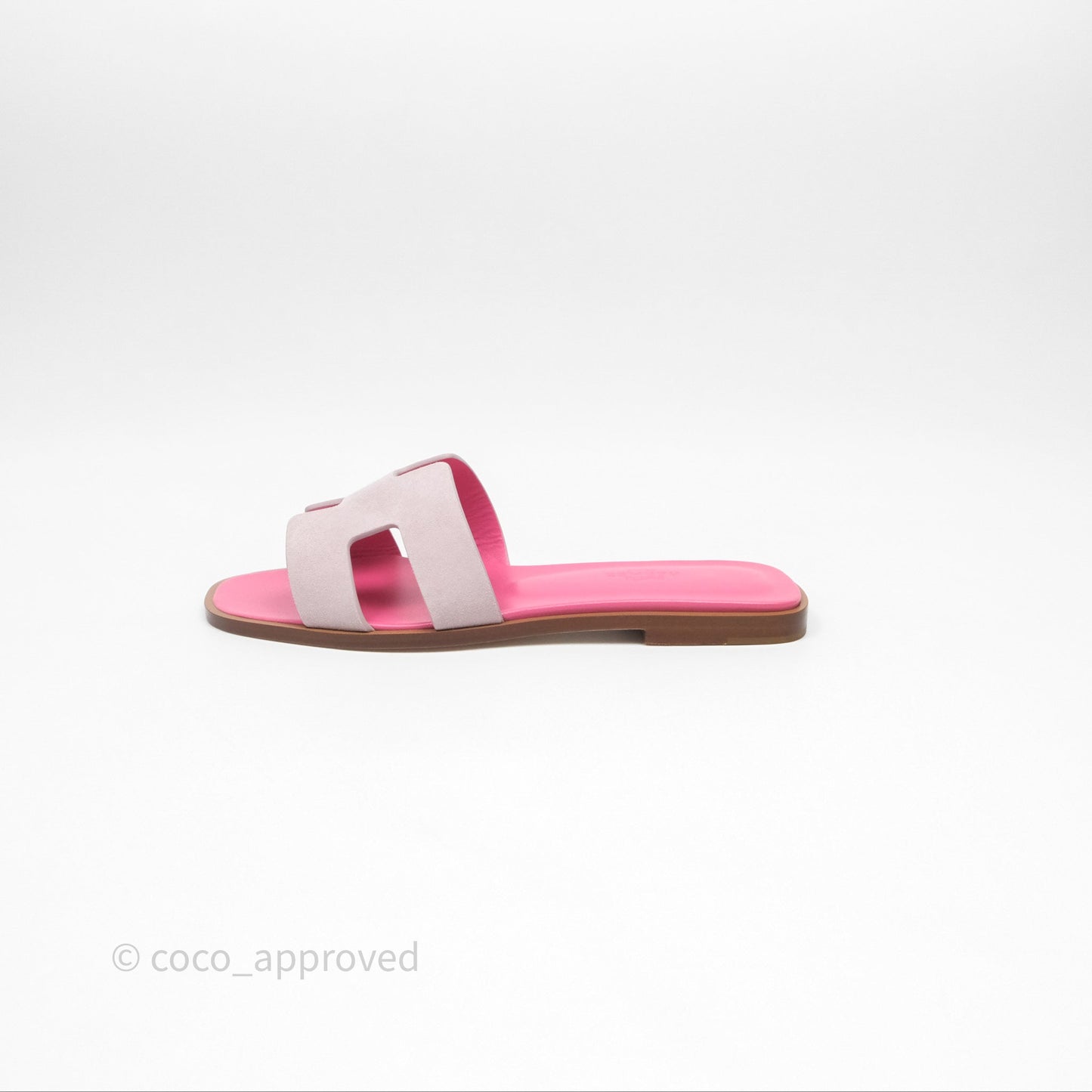 Hermès Oran Sandals in Pink Size 37