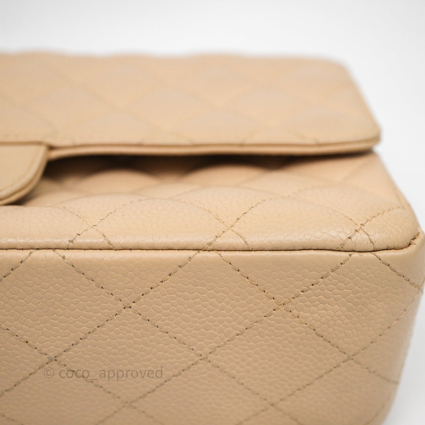Chanel M/L Medium Classic Flap Quilted Beige Caviar Gold Hardware