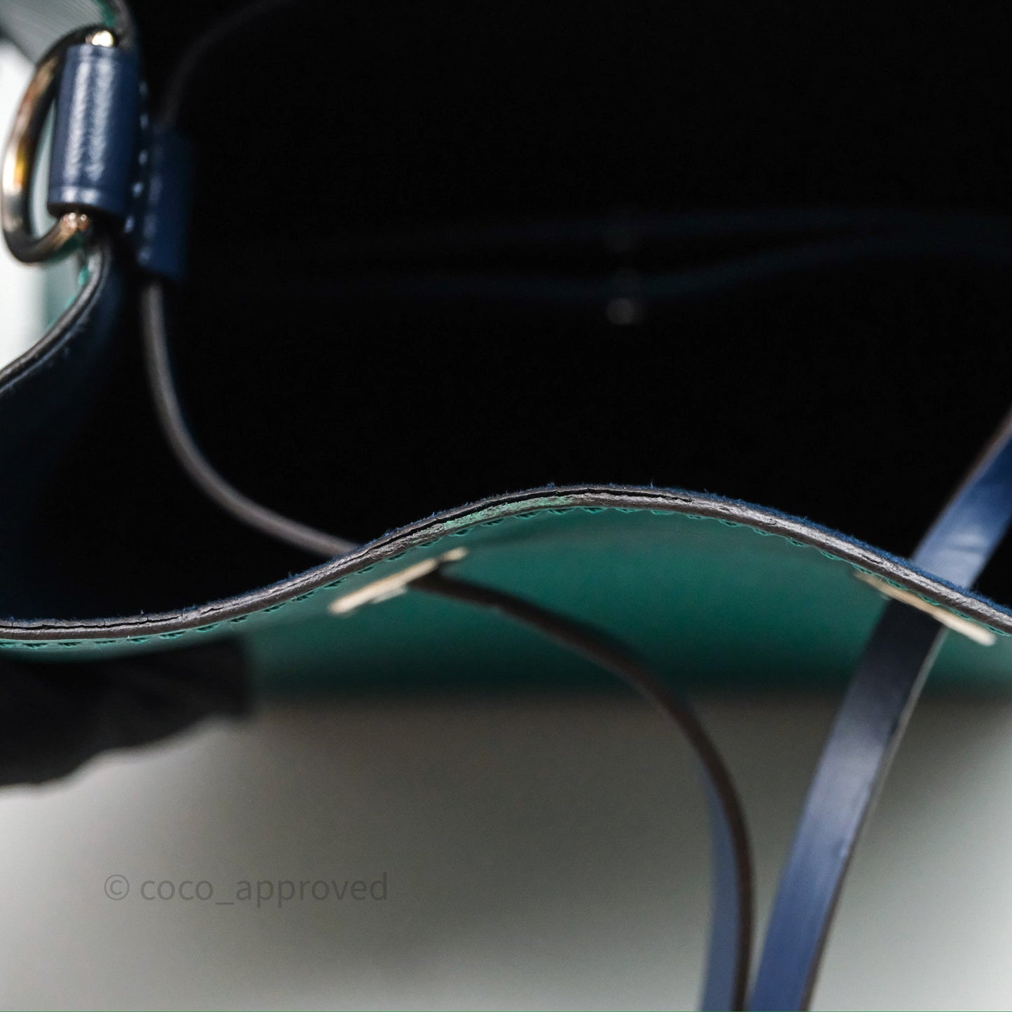 Louis Vuitton Neonoe BB Epi Green /Navy