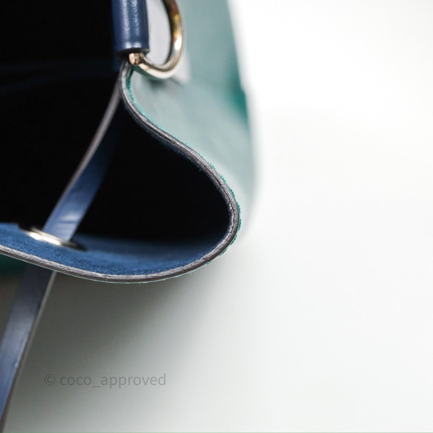 Louis Vuitton Neonoe BB Epi Green /Navy