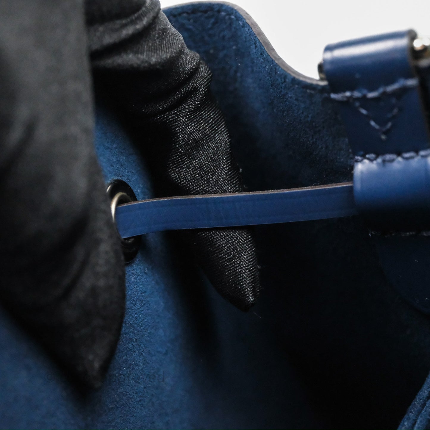 Louis Vuitton Neonoe BB Epi Green /Navy