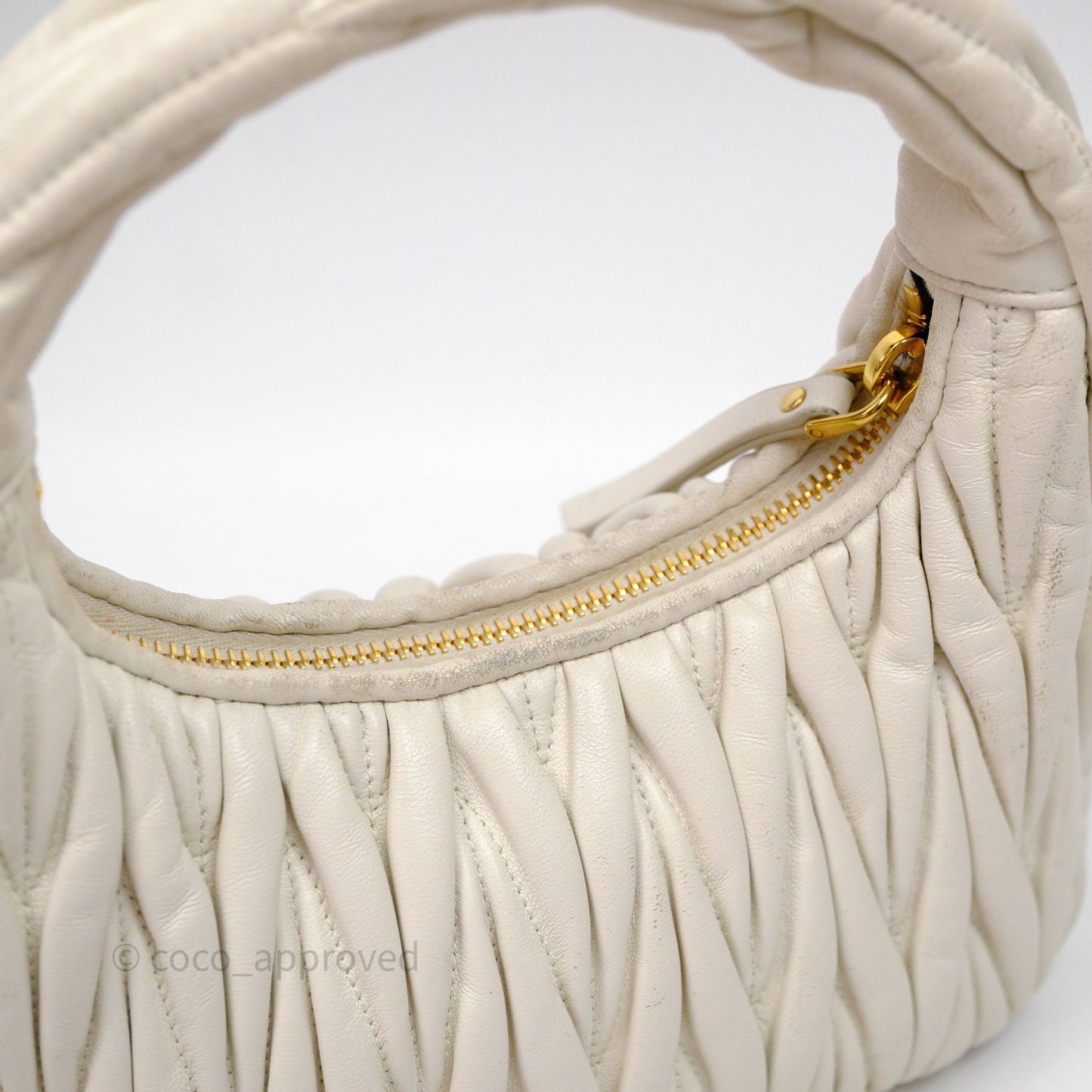 Miu Miu Wander Matelassé Nappa Leather Hobo Bag White