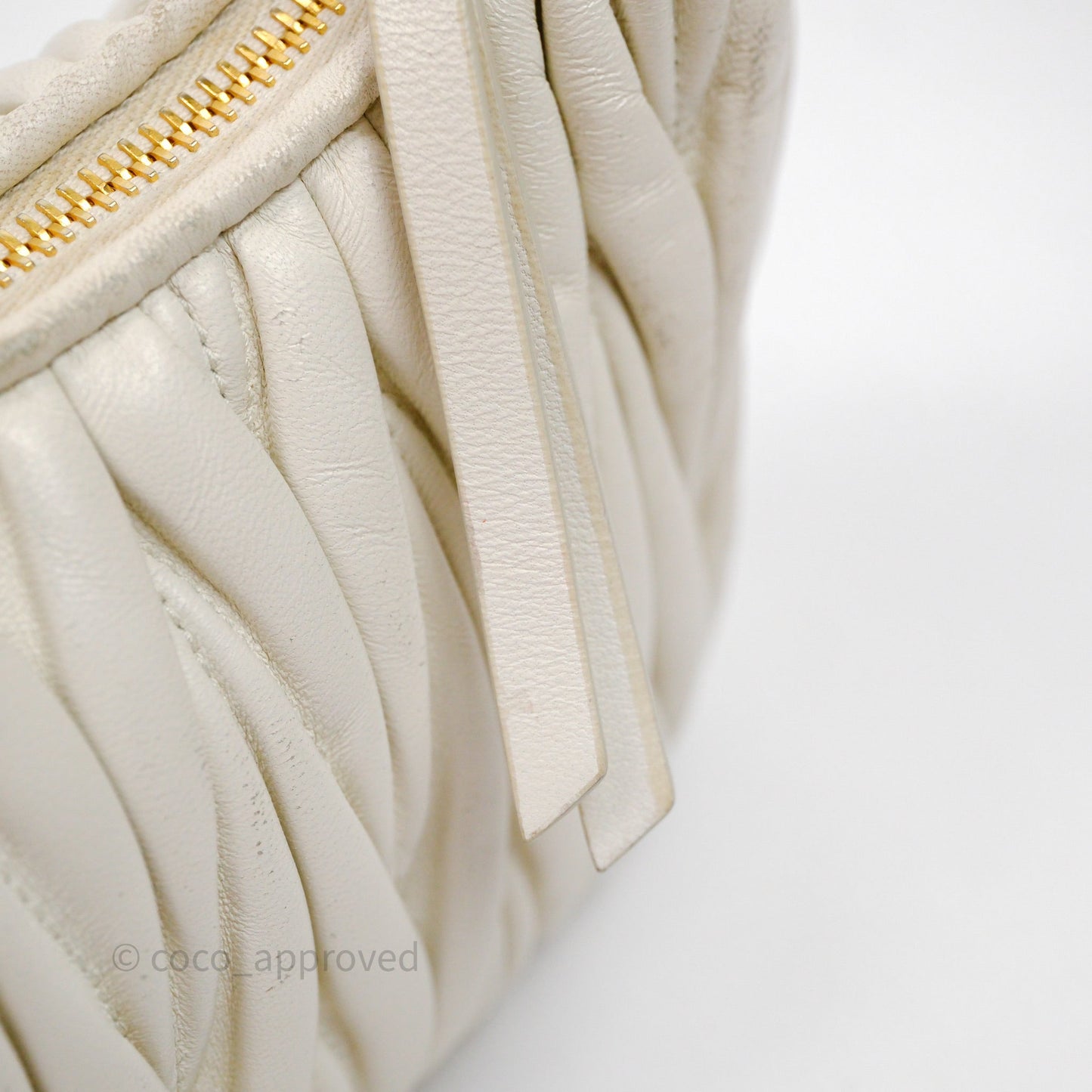 Miu Miu Wander Matelassé Nappa Leather Hobo Bag White