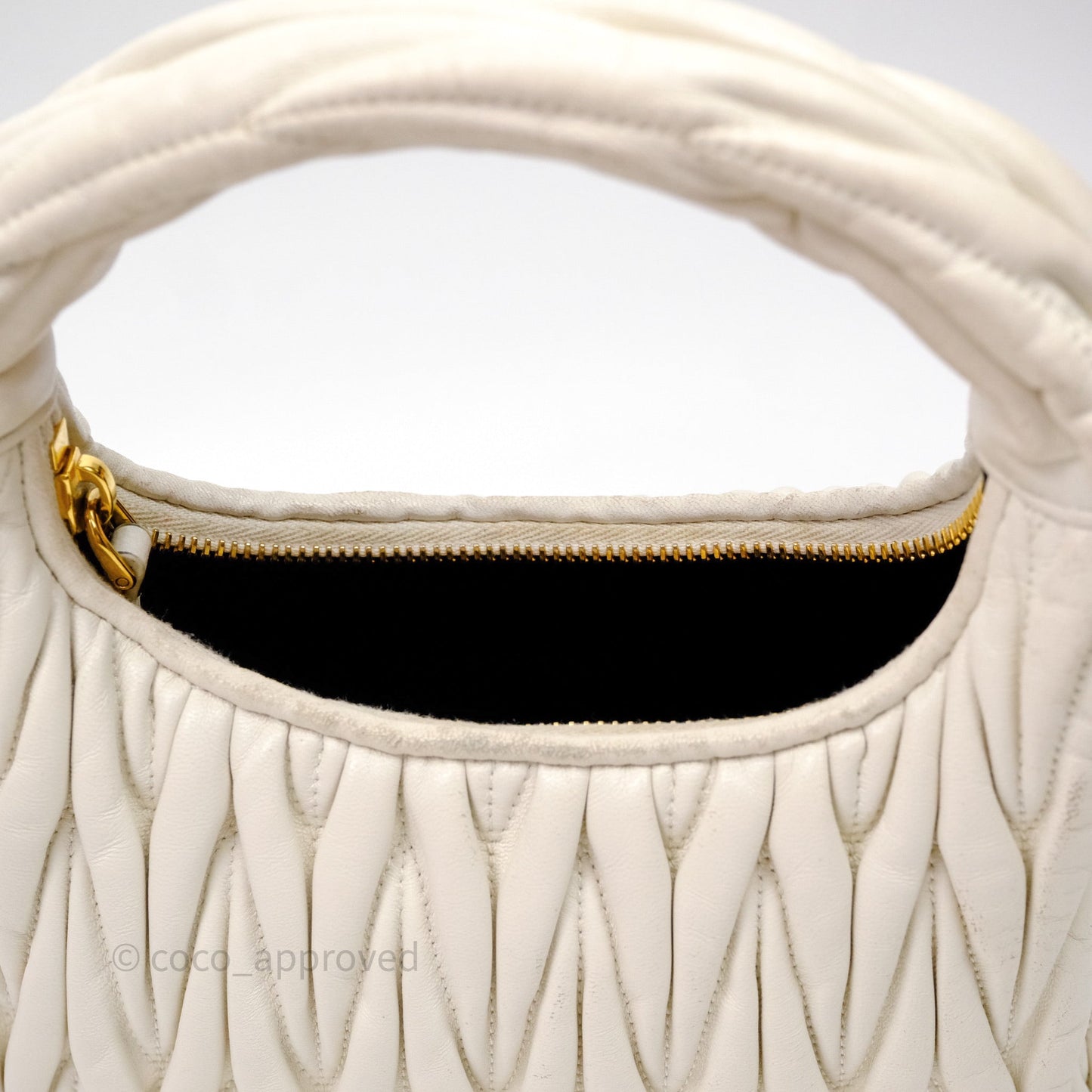Miu Miu Wander Matelassé Nappa Leather Hobo Bag White