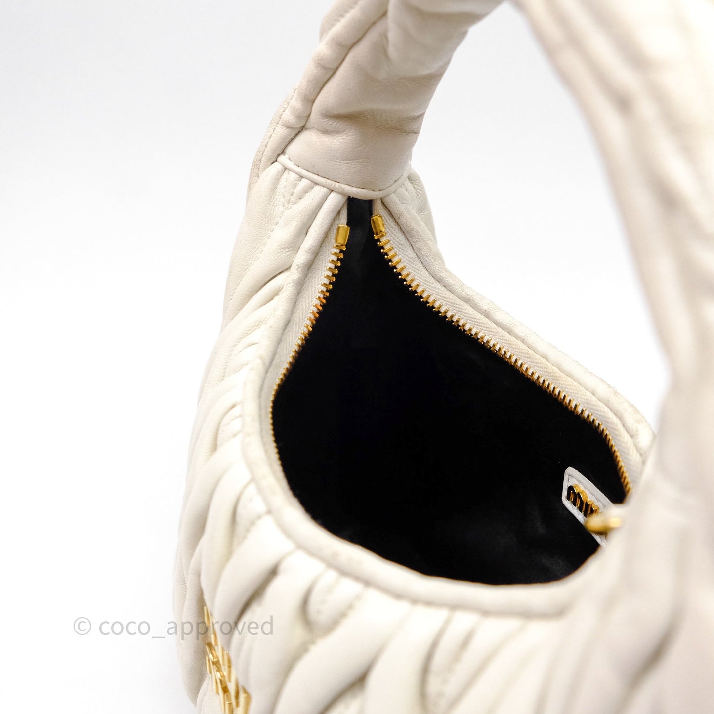 Miu Miu Wander Matelassé Nappa Leather Hobo Bag White