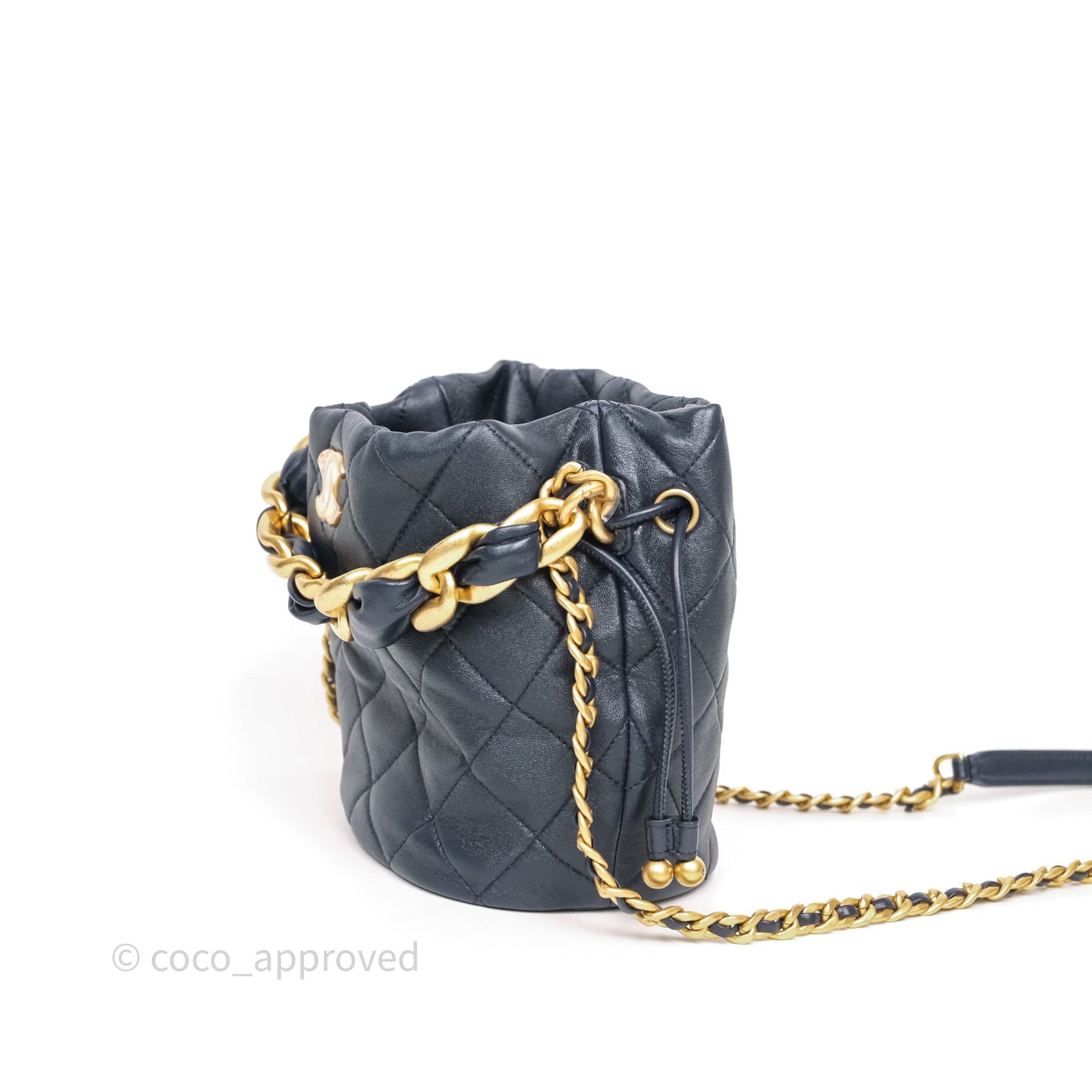 Chanel Small Entwined Chain Drawstring Bucket Bag Navy Lambskin Age Gold Hardware
