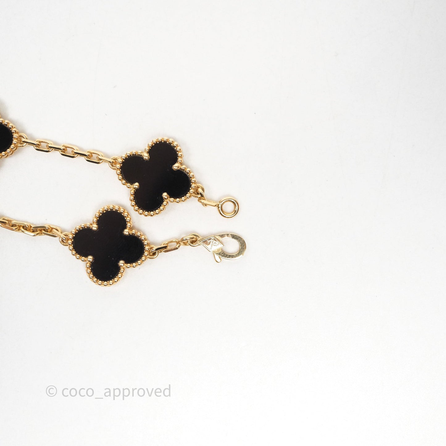 Van Cleef & Aprels 18k Gold and Black Onyx Vintage Alhambra 5 Motif Bracelet Yellow Gold