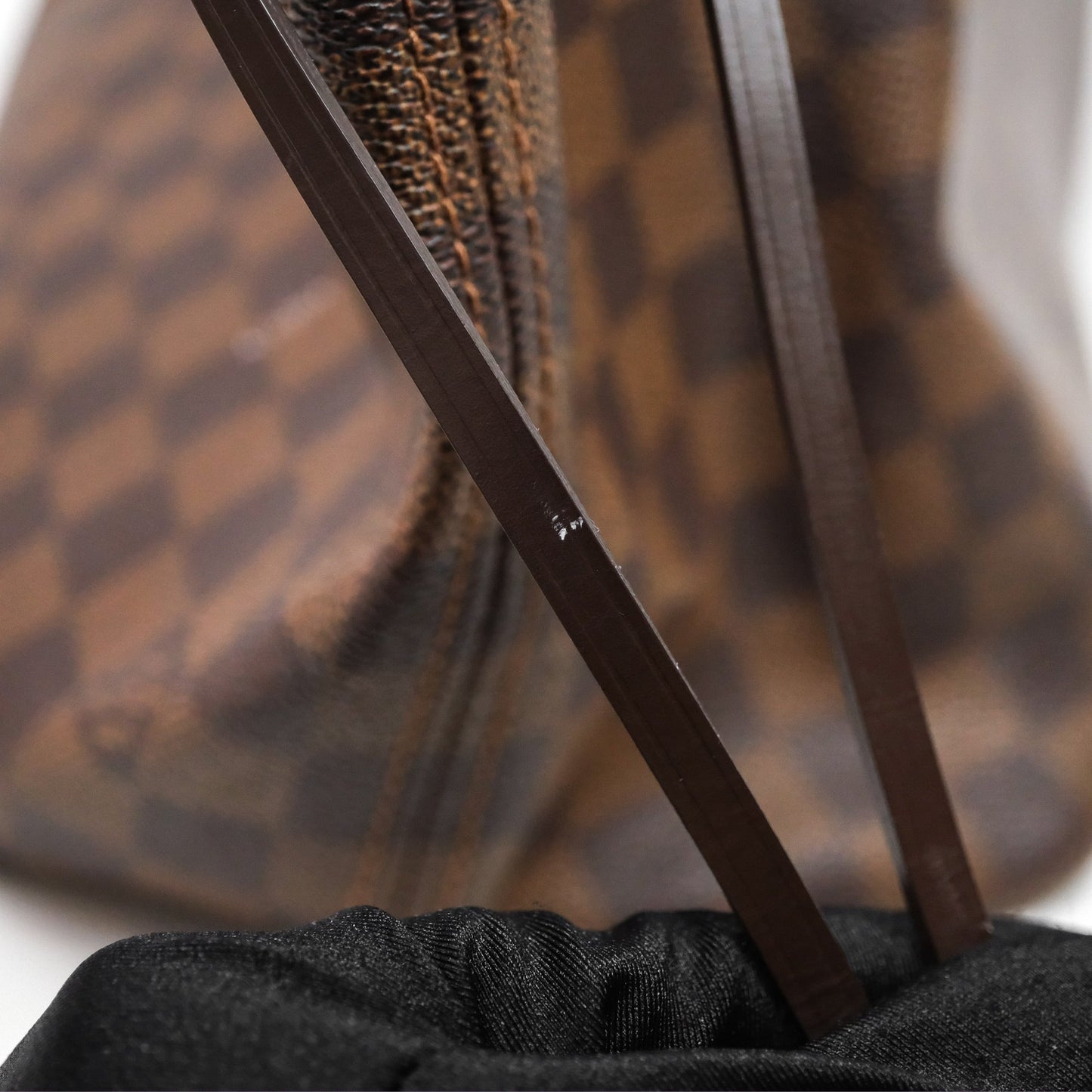 Louis Vuitton Neverfull Tote Bag GM Damier Ebene
