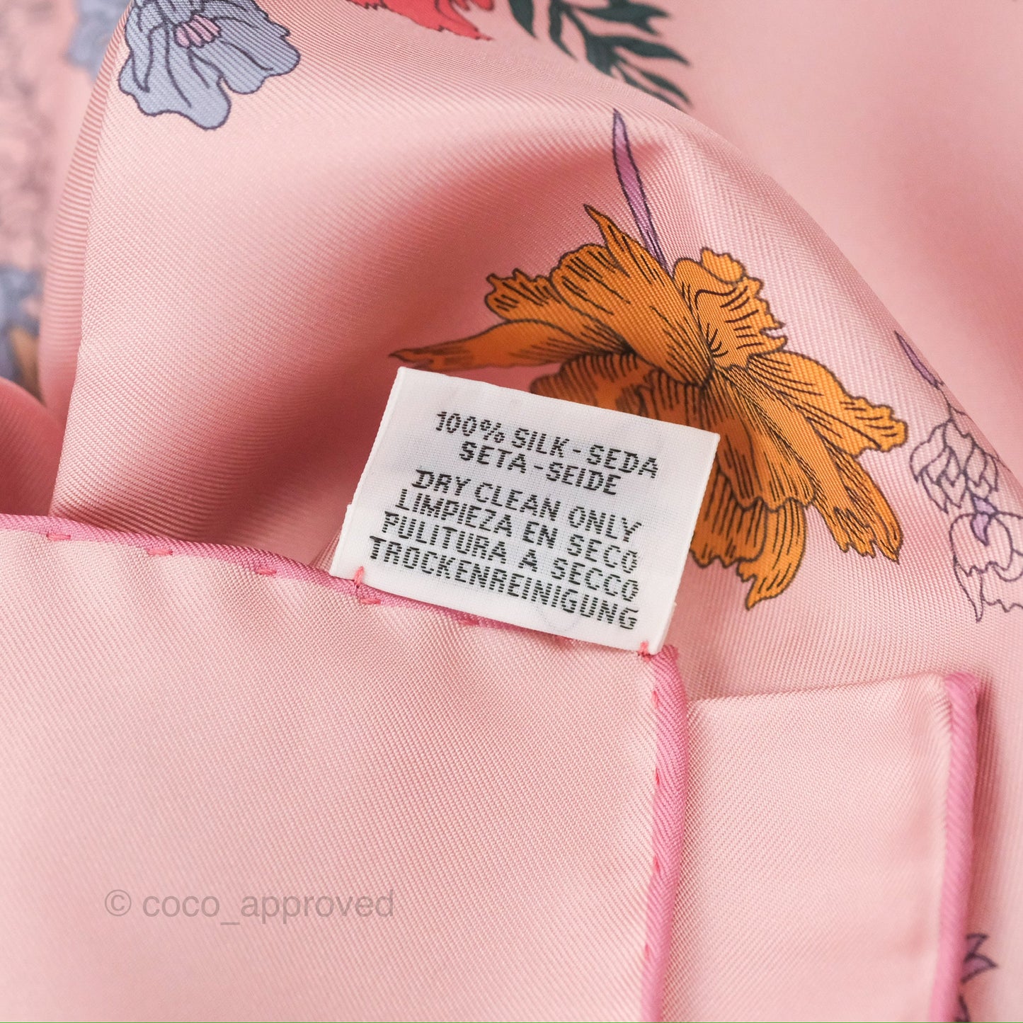 Hermès Robe Legere Silk Scarf 90