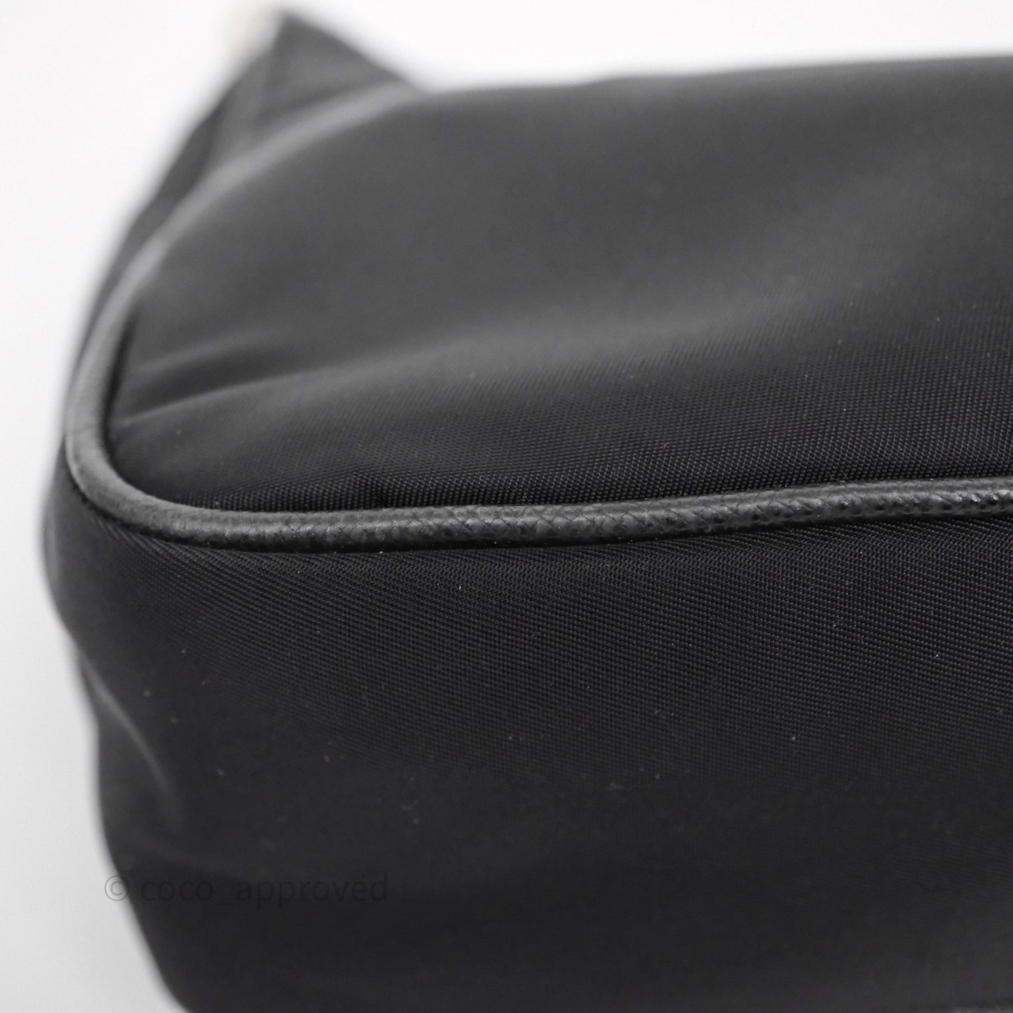 Prada Nylon Re-Edition 2005 Shoulder Bag Black