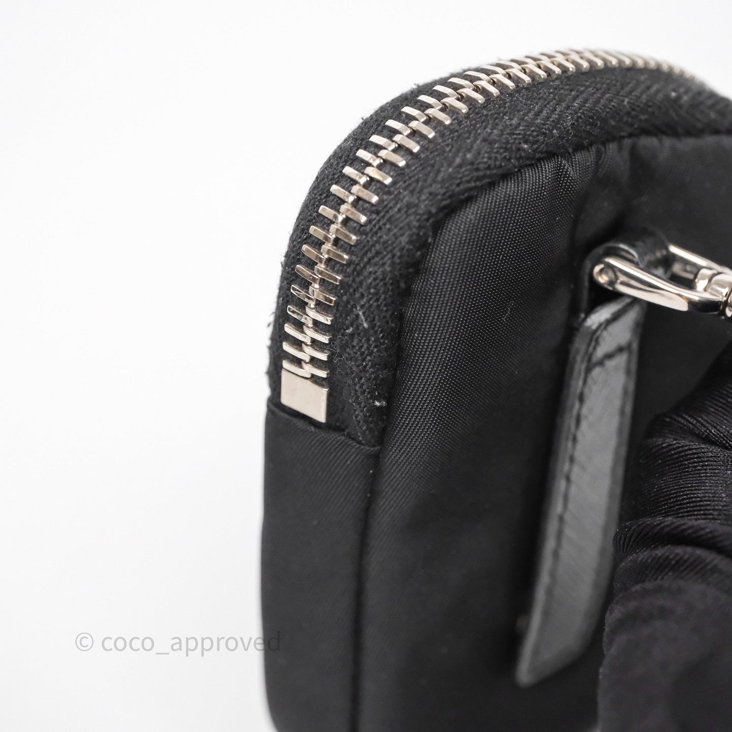 Prada Nylon Re-Edition 2005 Shoulder Bag Black