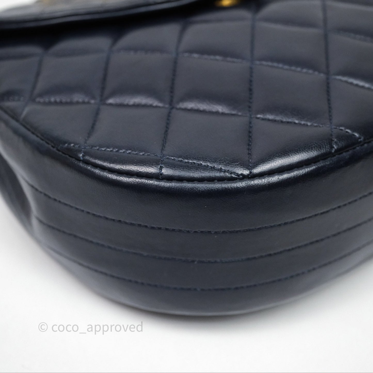 Chanel Vintage Flap Bag Quilted Navy Lambskin Gold Hardware