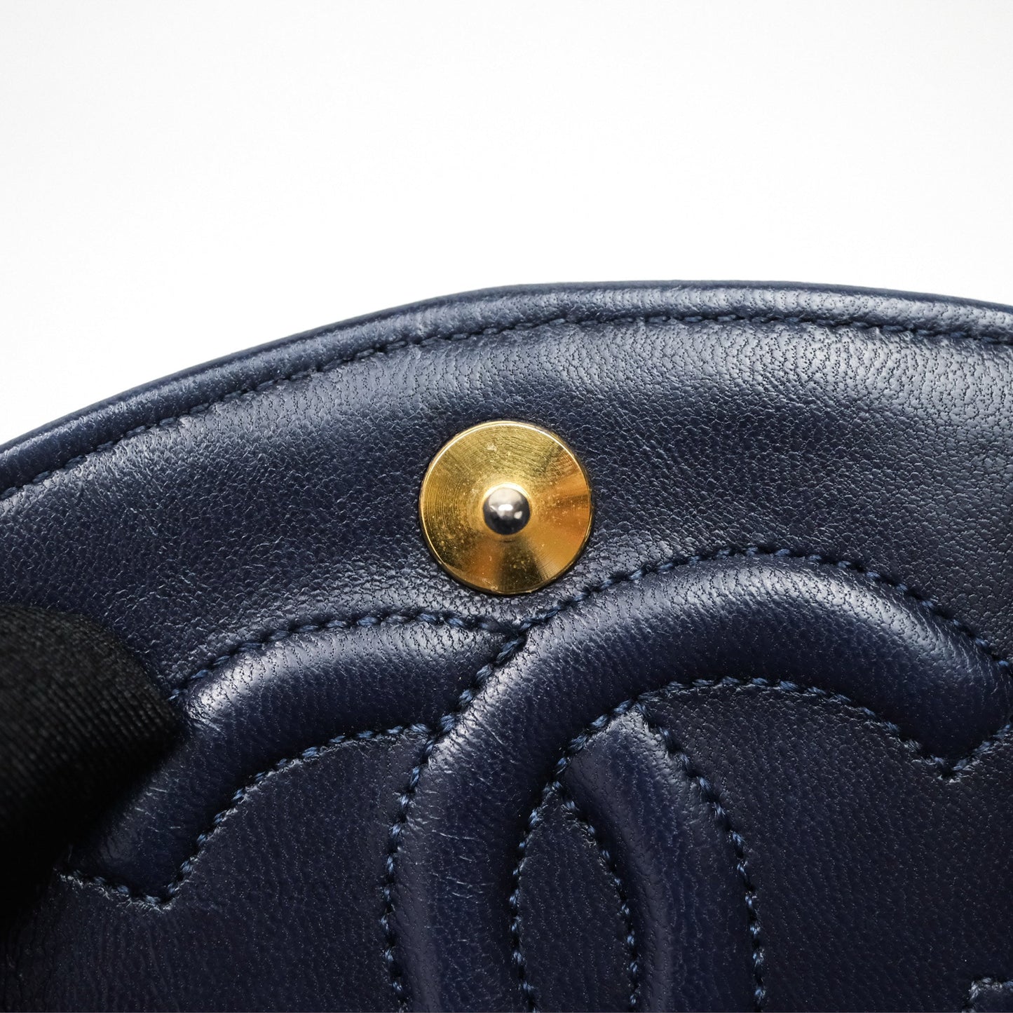 Chanel Vintage Flap Bag Quilted Navy Lambskin Gold Hardware