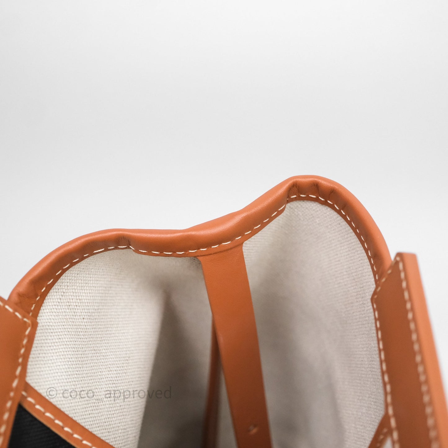 Goyard Goyardine Bellechasse PM Tan