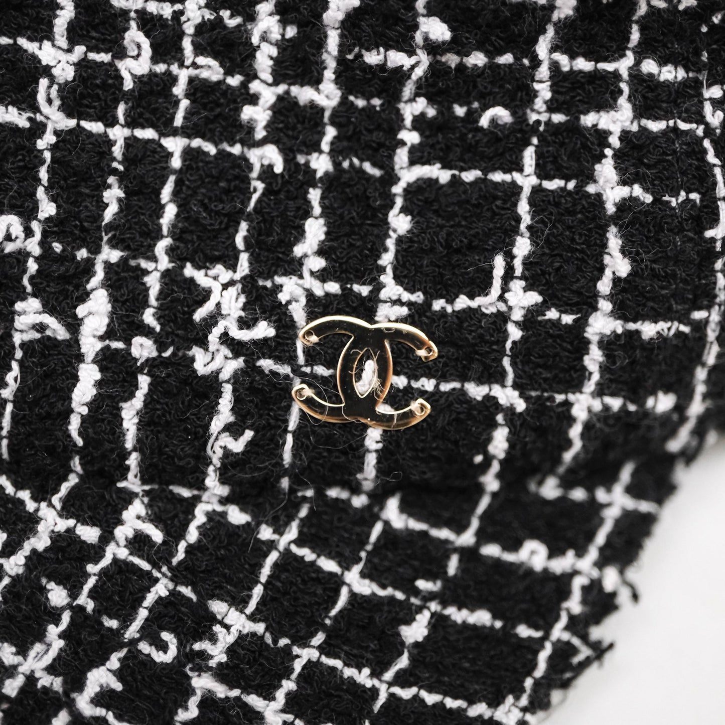 Chanel CC Tweed Cap Black/White