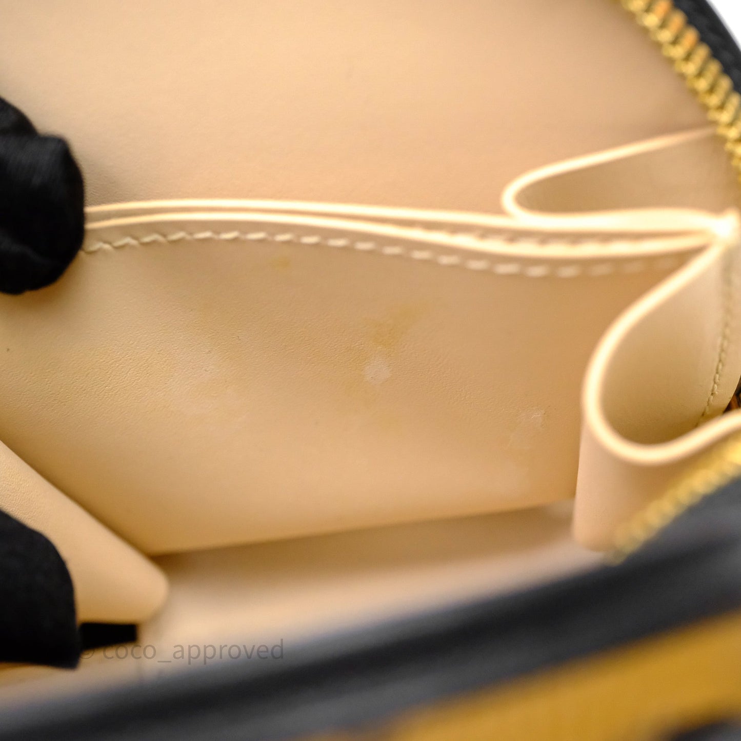 Louis Vuitton Mini Boîte Chapeau Monogram Reverse Canvas