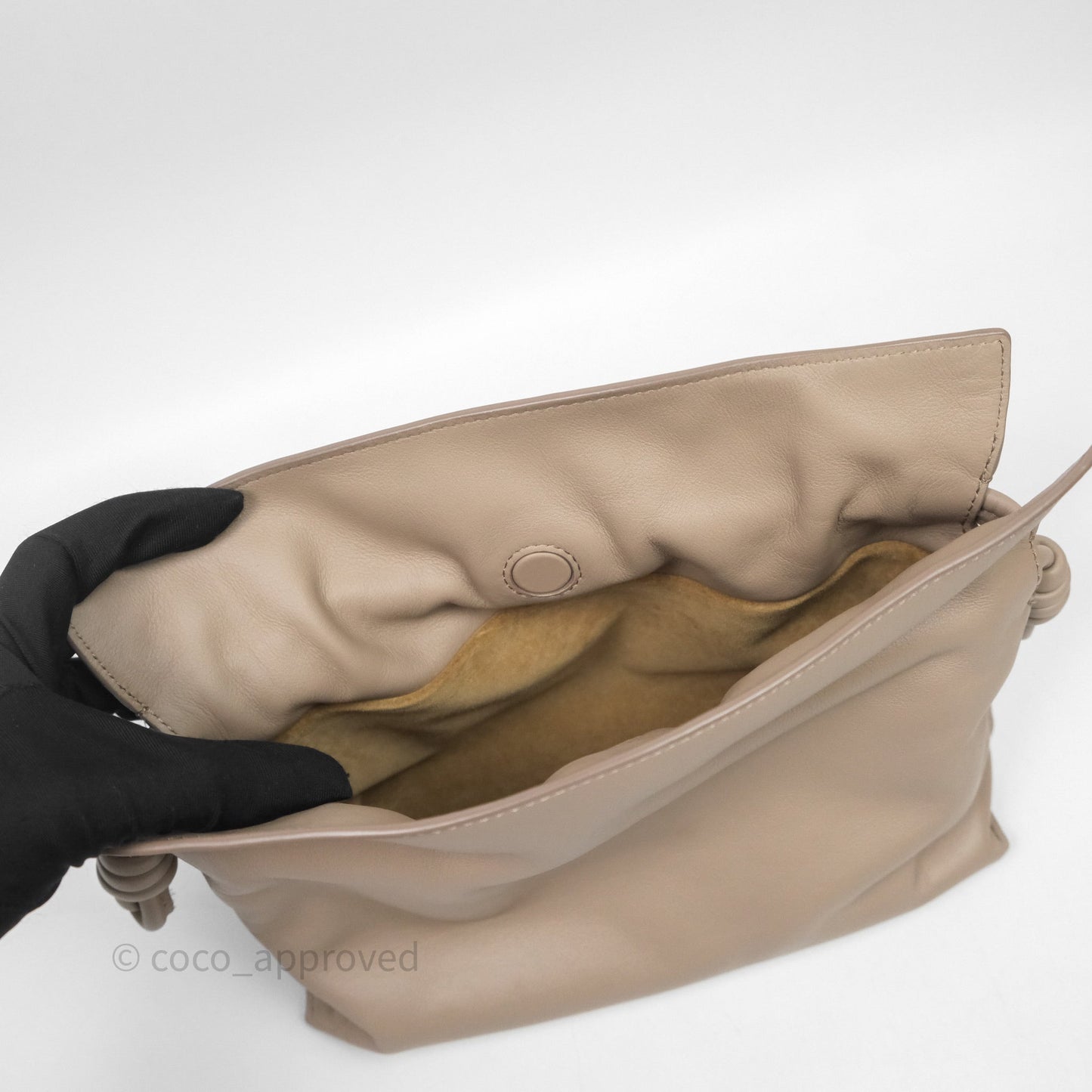 Loewe Mini Flamenco Clutch in Nappa Calfskin Beige