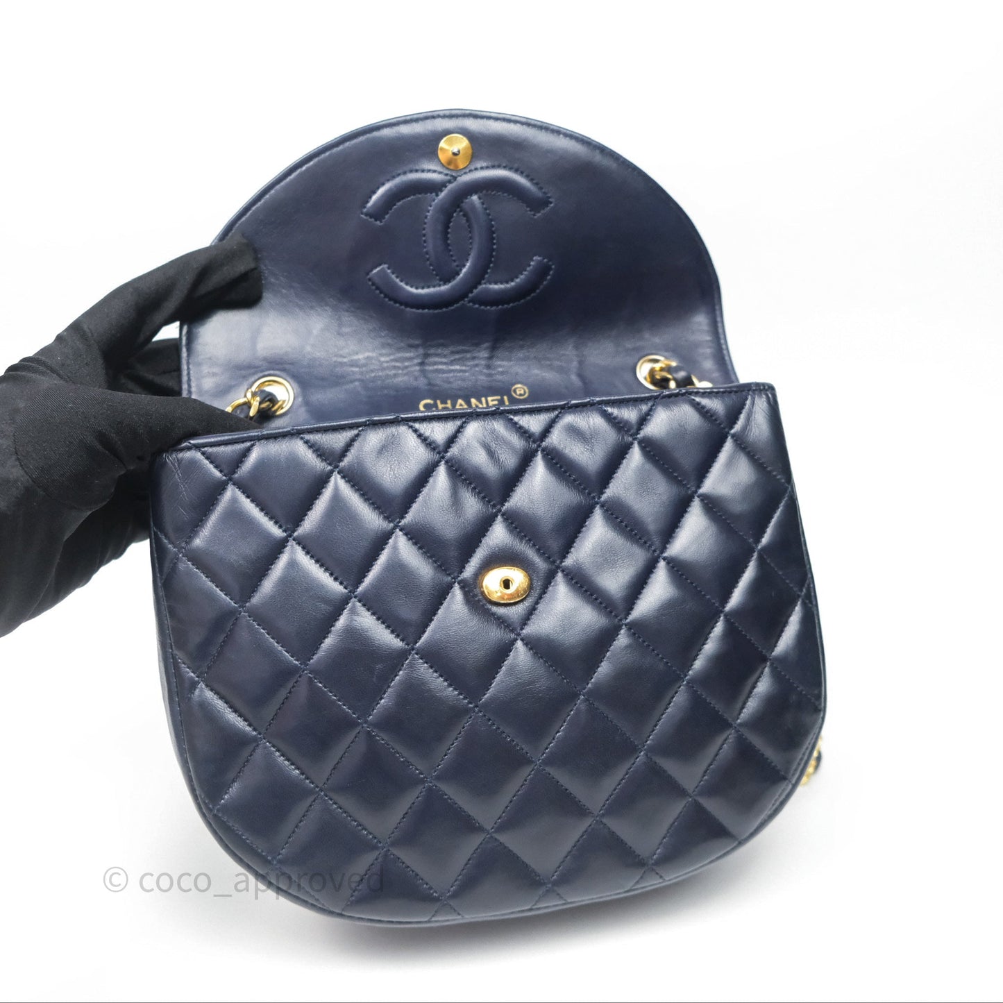 Chanel Vintage Flap Bag Quilted Navy Lambskin Gold Hardware