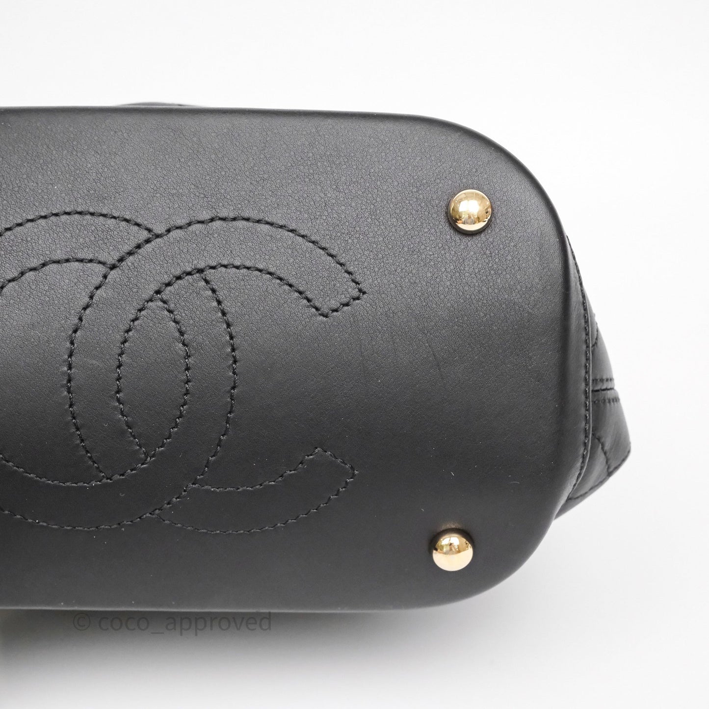 Chanel Quilted Drawstring Bucket Bag Black Calfskin Gold Hardware