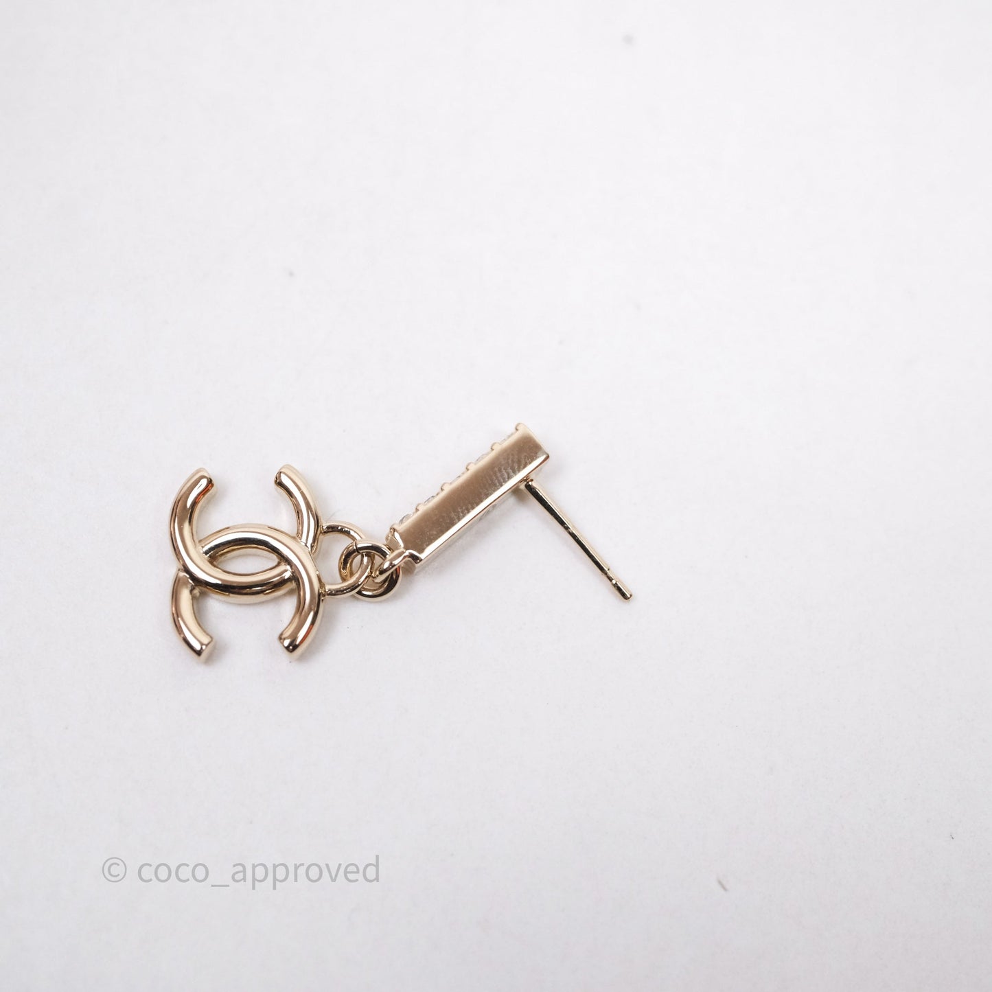 Chanel CC Crystals Drop Earrings Gold Tone 24V