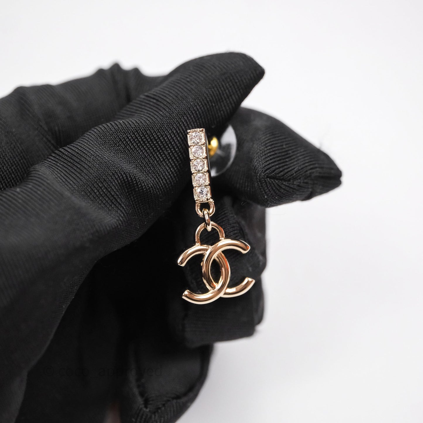 Chanel CC Crystals Drop Earrings Gold Tone 24V