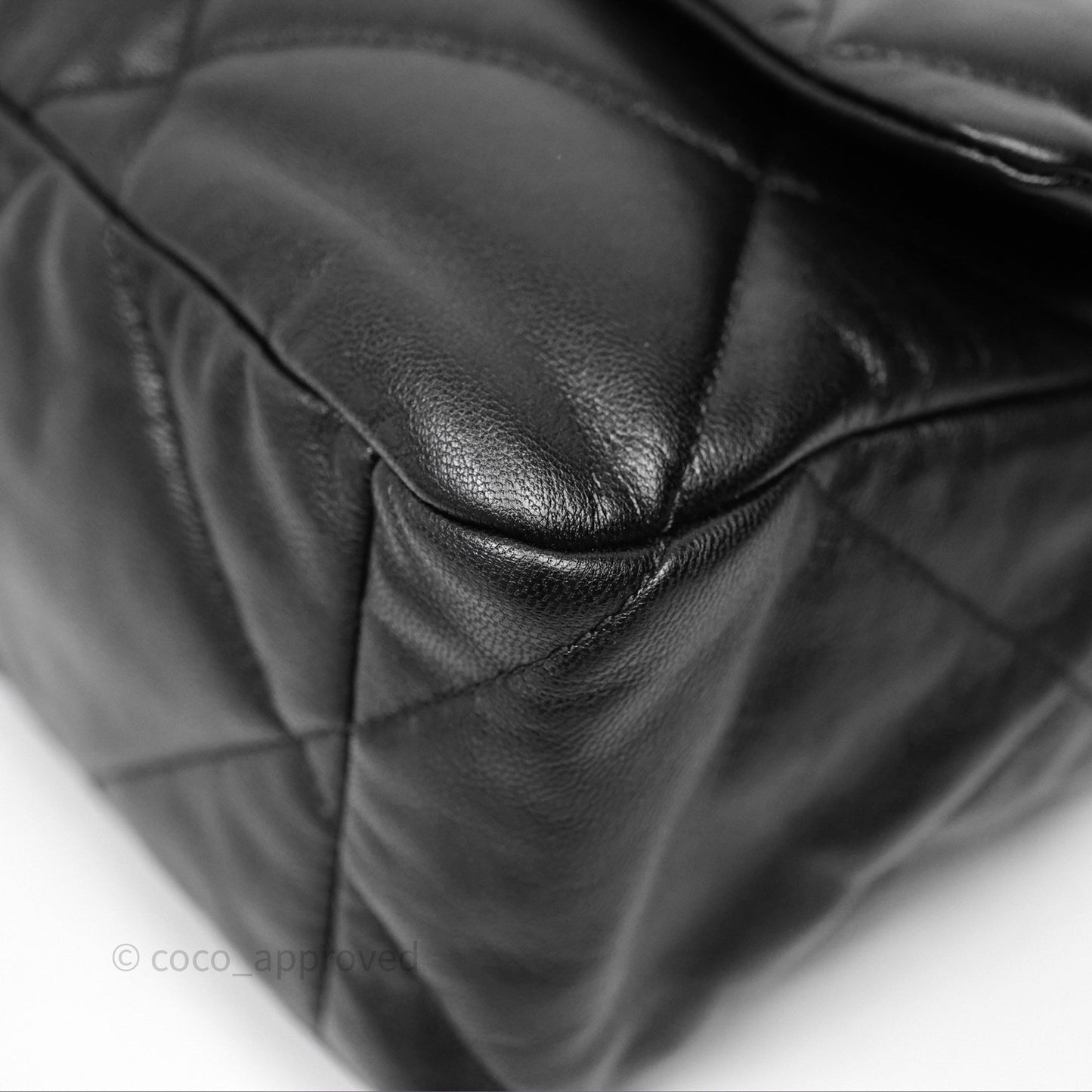 Chanel 19 Medium Black Mixed Hardware