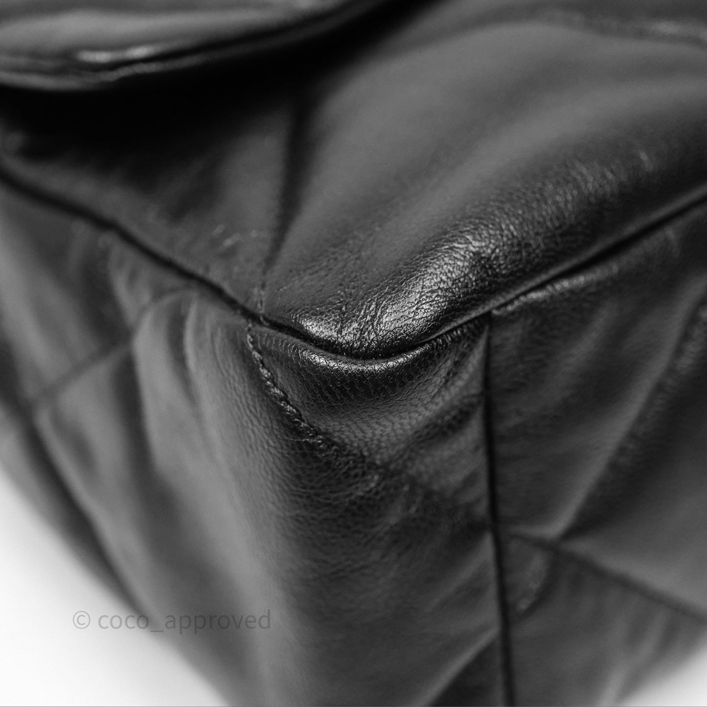 Chanel 19 Medium Black Mixed Hardware