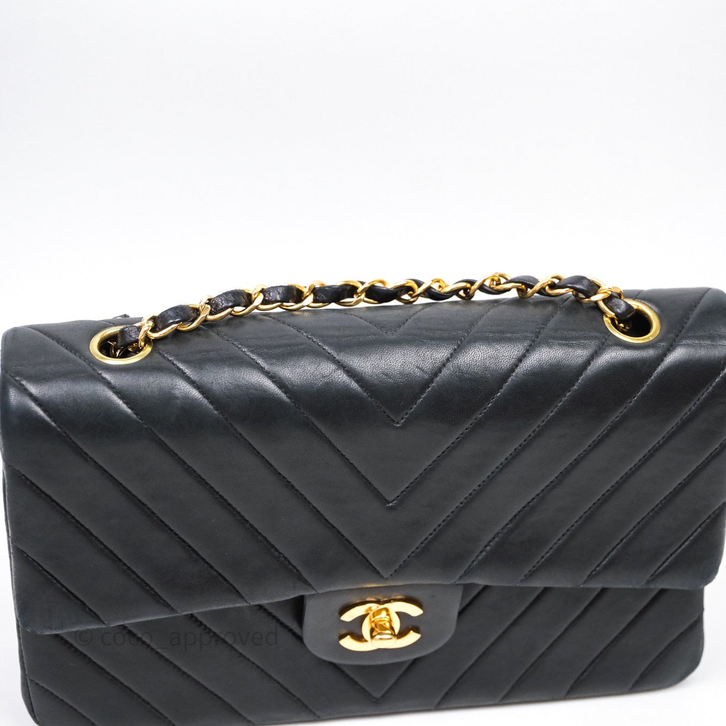 Chanel Vintage Medium Classic Flap Chevron Black Lambskin 24K Gold Hardware