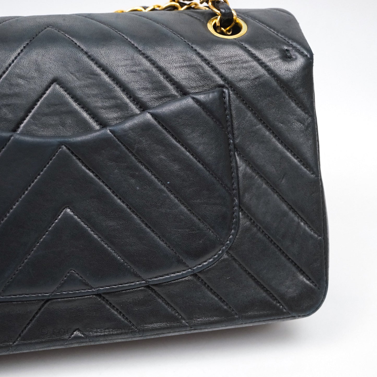 Chanel Vintage Medium Classic Flap Chevron Black Lambskin 24K Gold Hardware