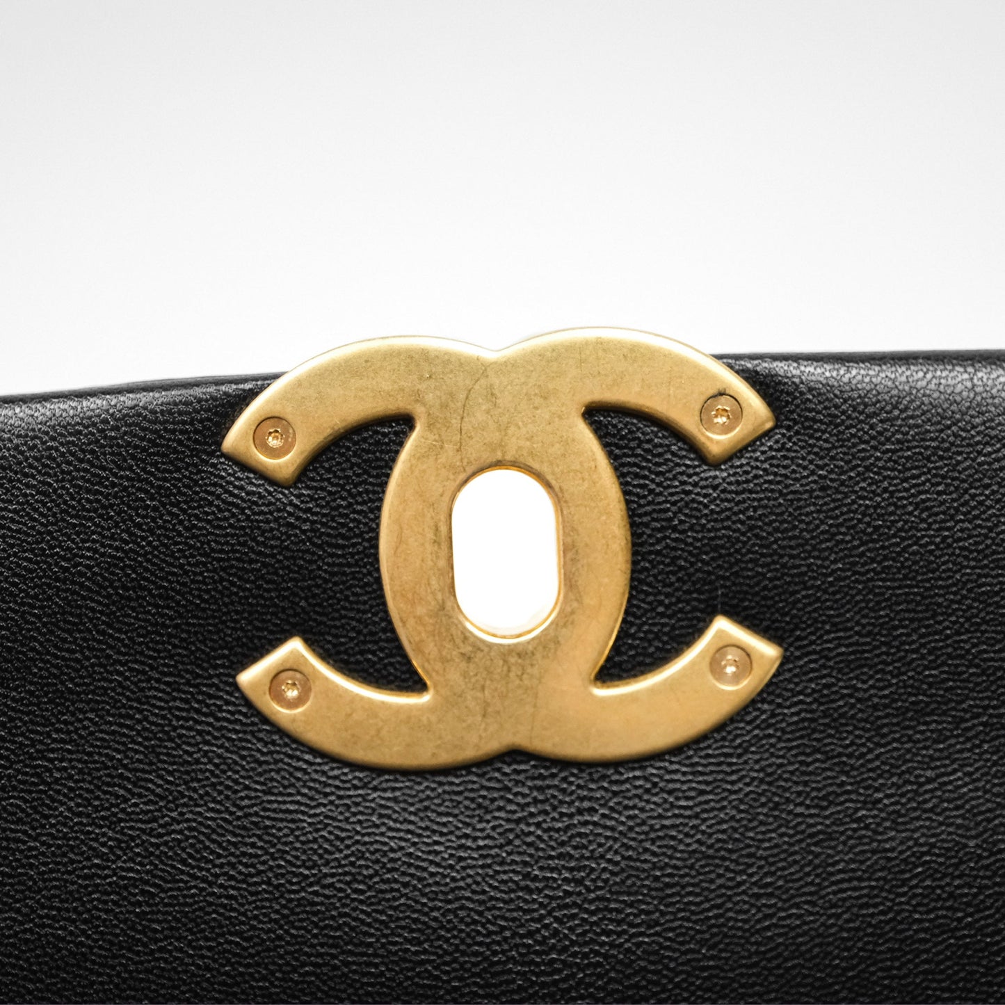 Chanel 19 Medium Black Mixed Hardware