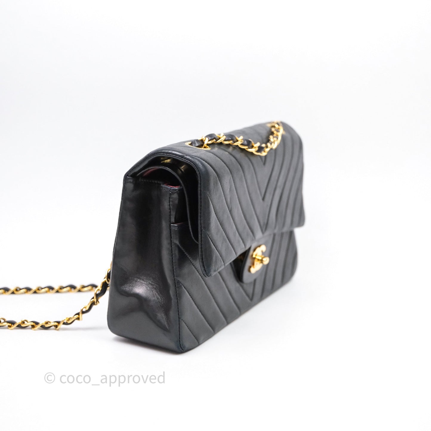Chanel Vintage Medium Classic Flap Chevron Black Lambskin 24K Gold Hardware