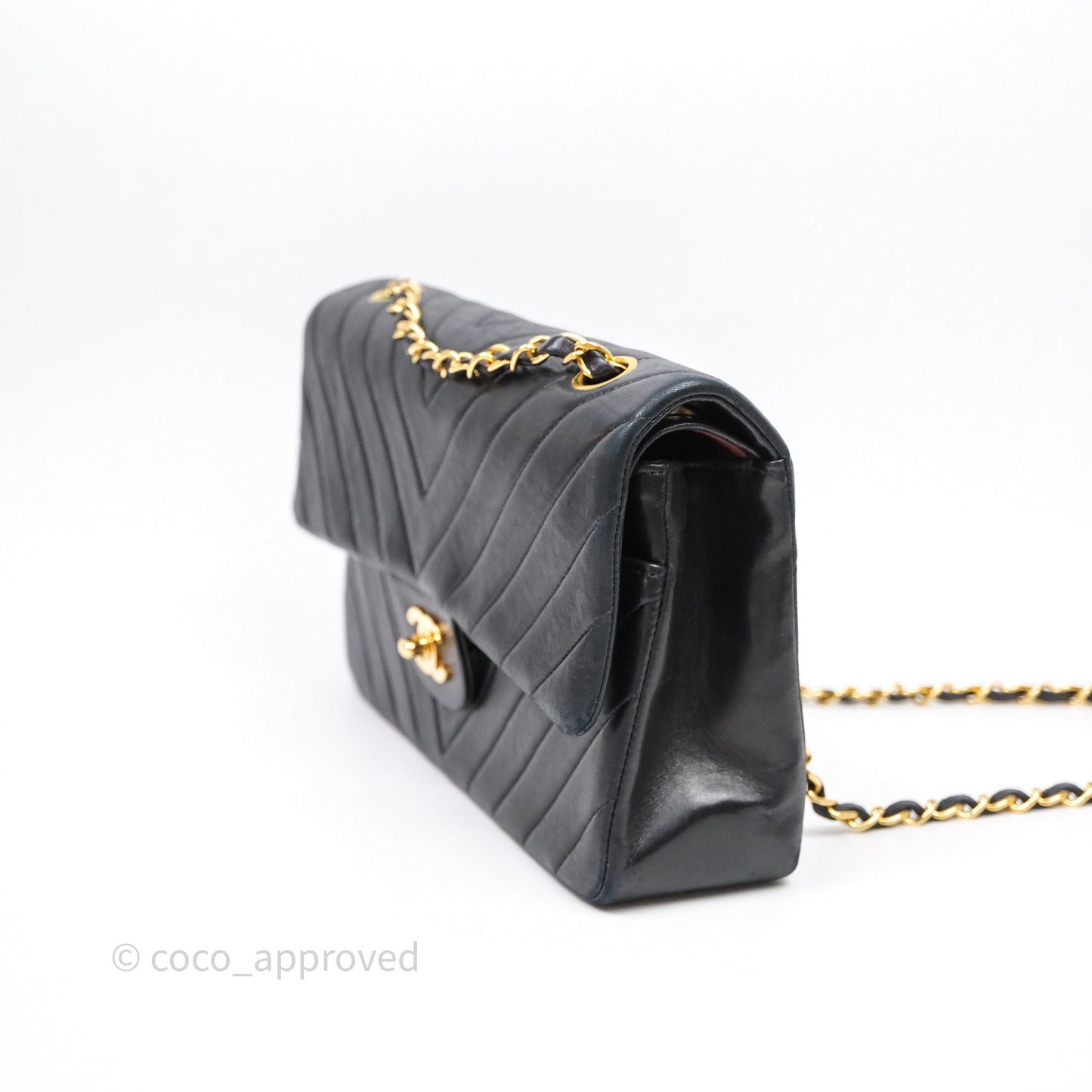 Chanel Vintage Medium Classic Flap Chevron Black Lambskin 24K Gold Hardware