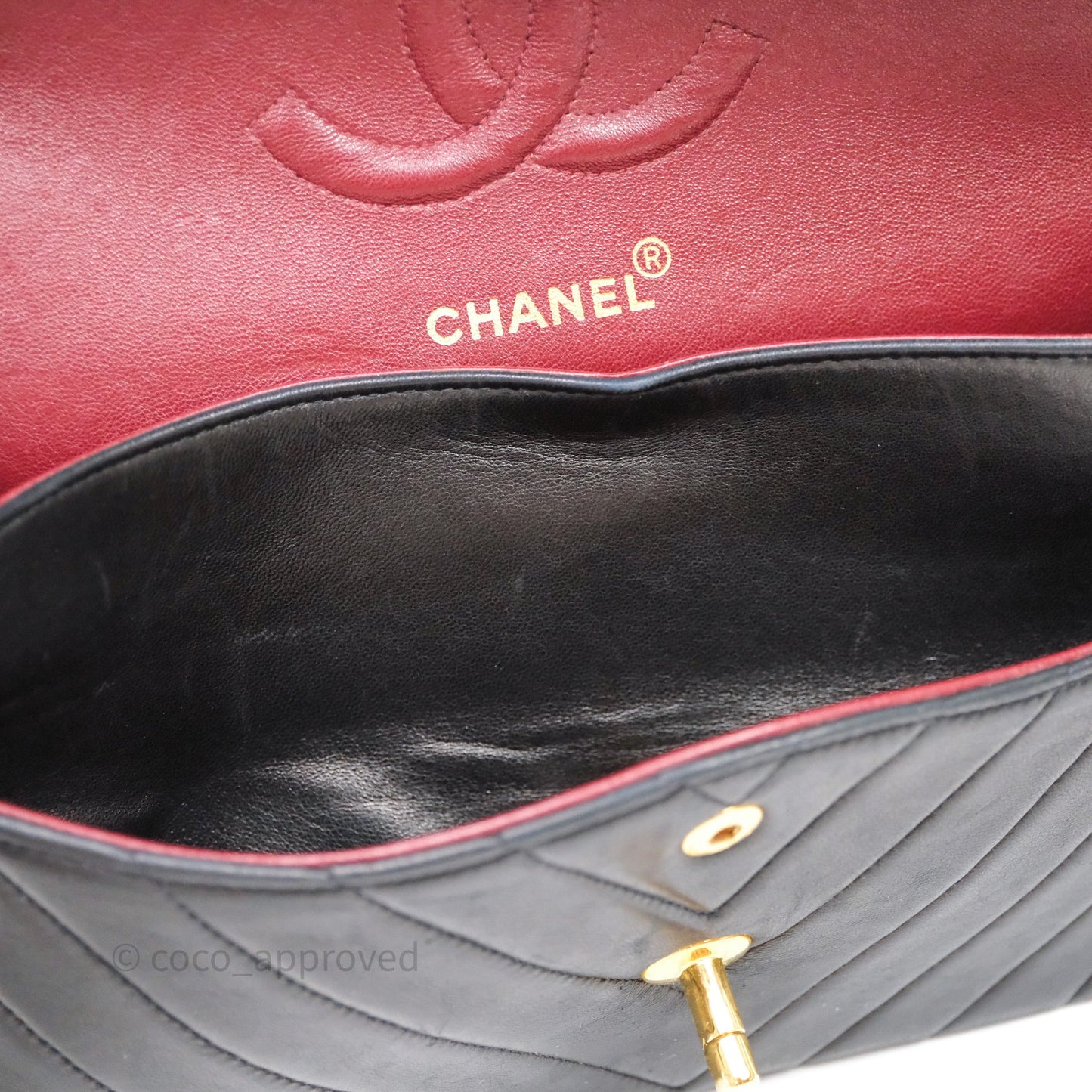 Chanel Vintage Medium Classic Flap Chevron Black Lambskin 24K Gold Hardware