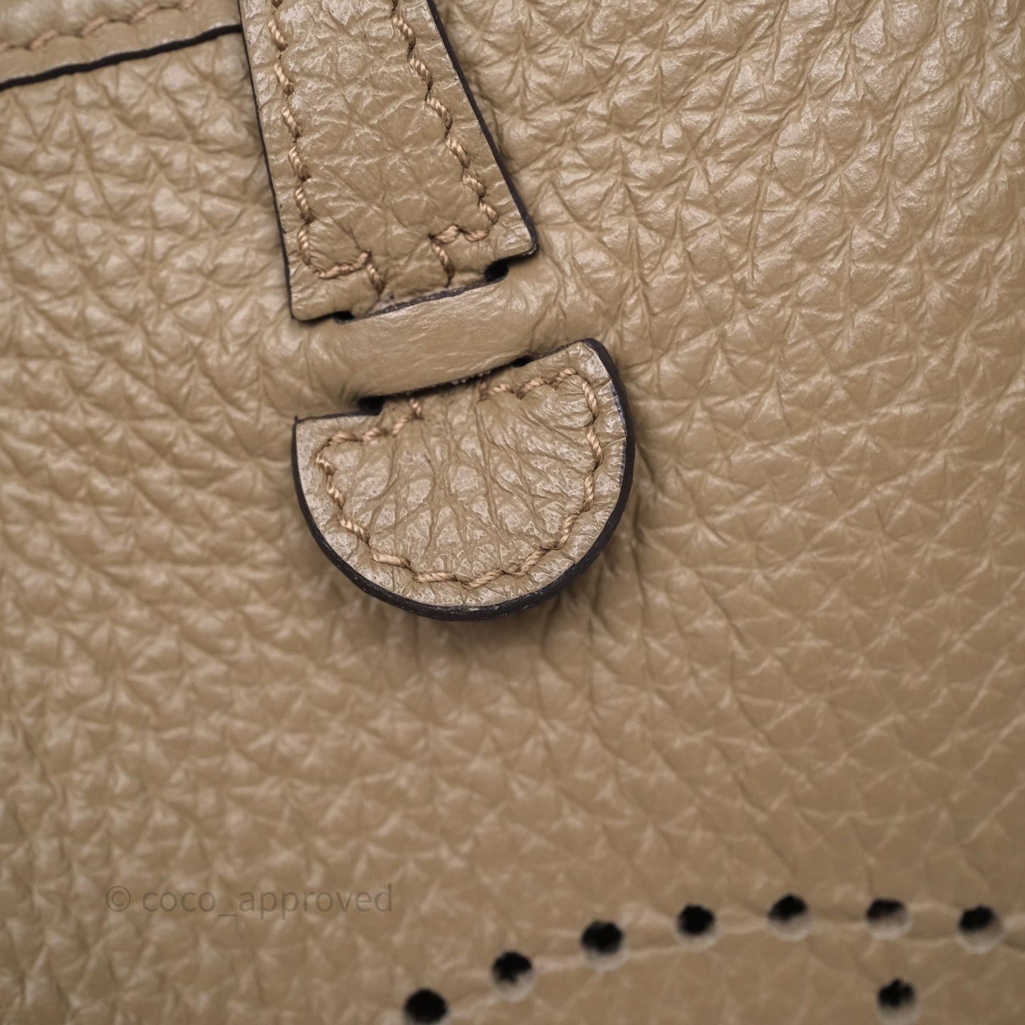 Hermès Mini Evelyne 16 Beige Marfa 8Q Clemence Gold Hardware
