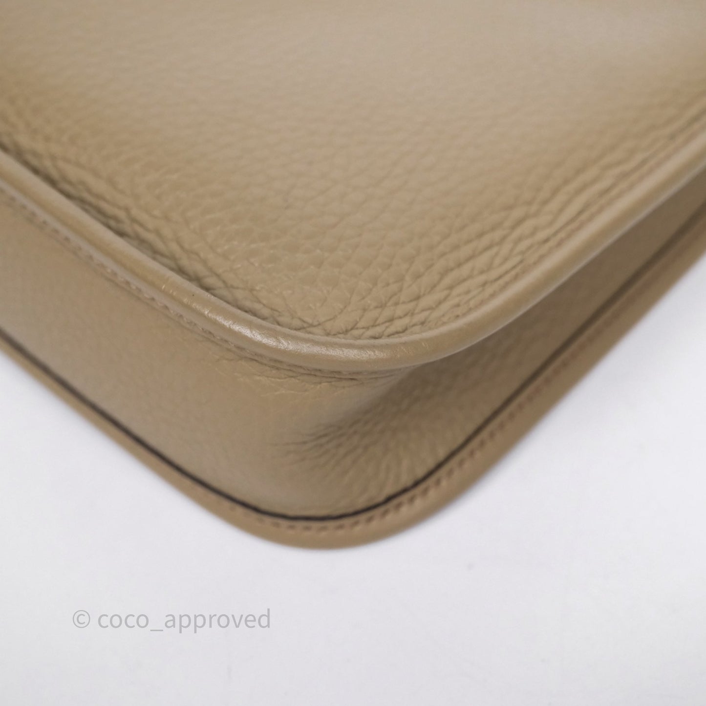 Hermès Mini Evelyne 16 Beige Marfa 8Q Clemence Gold Hardware