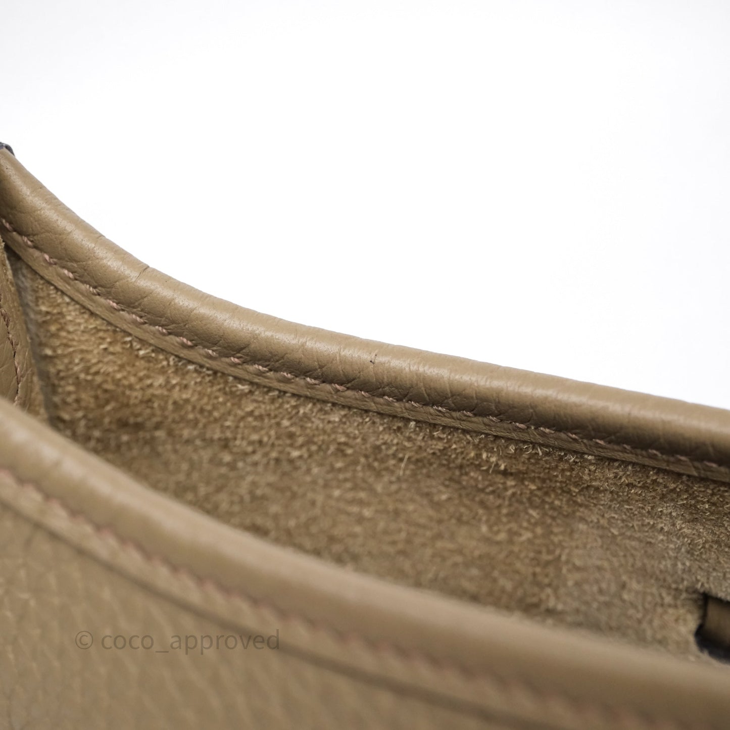 Hermès Mini Evelyne 16 Beige Marfa 8Q Clemence Gold Hardware