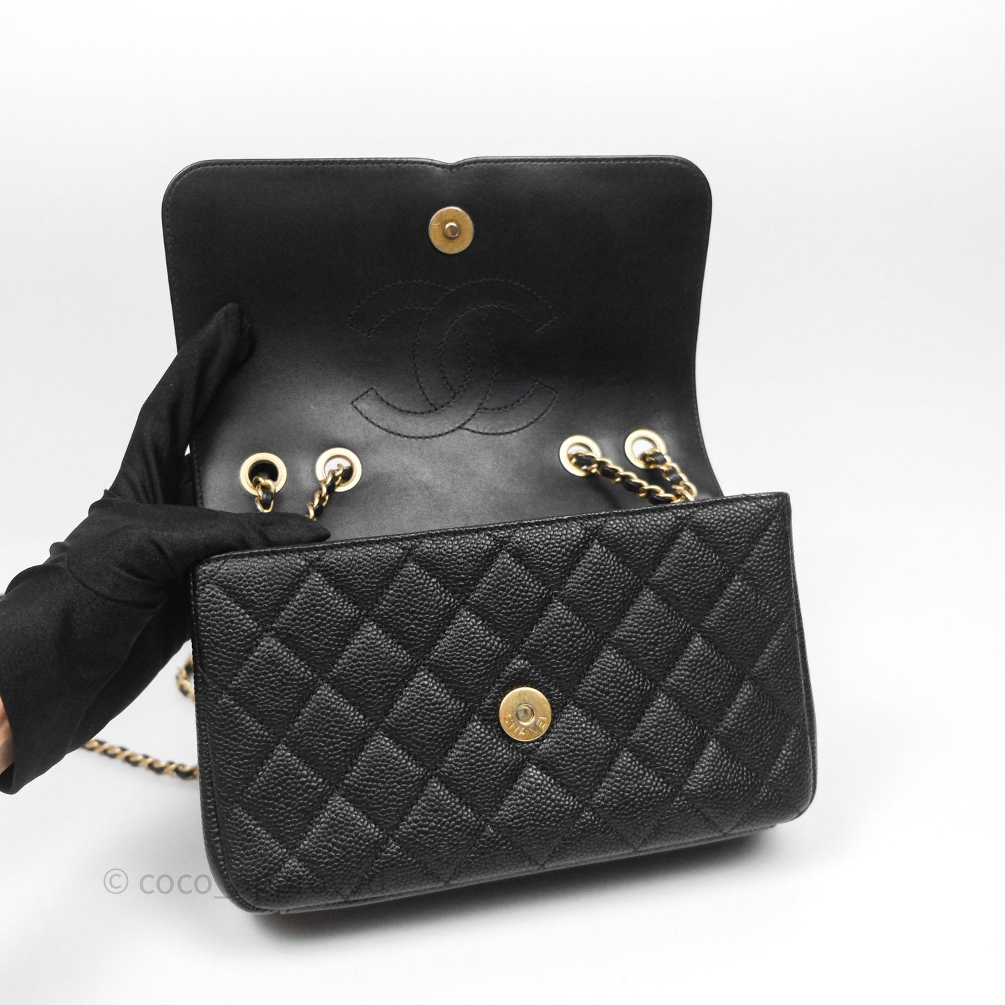 Chanel Small CC Filigree Flap Quilted Black Caviar Aged Gold Hardware