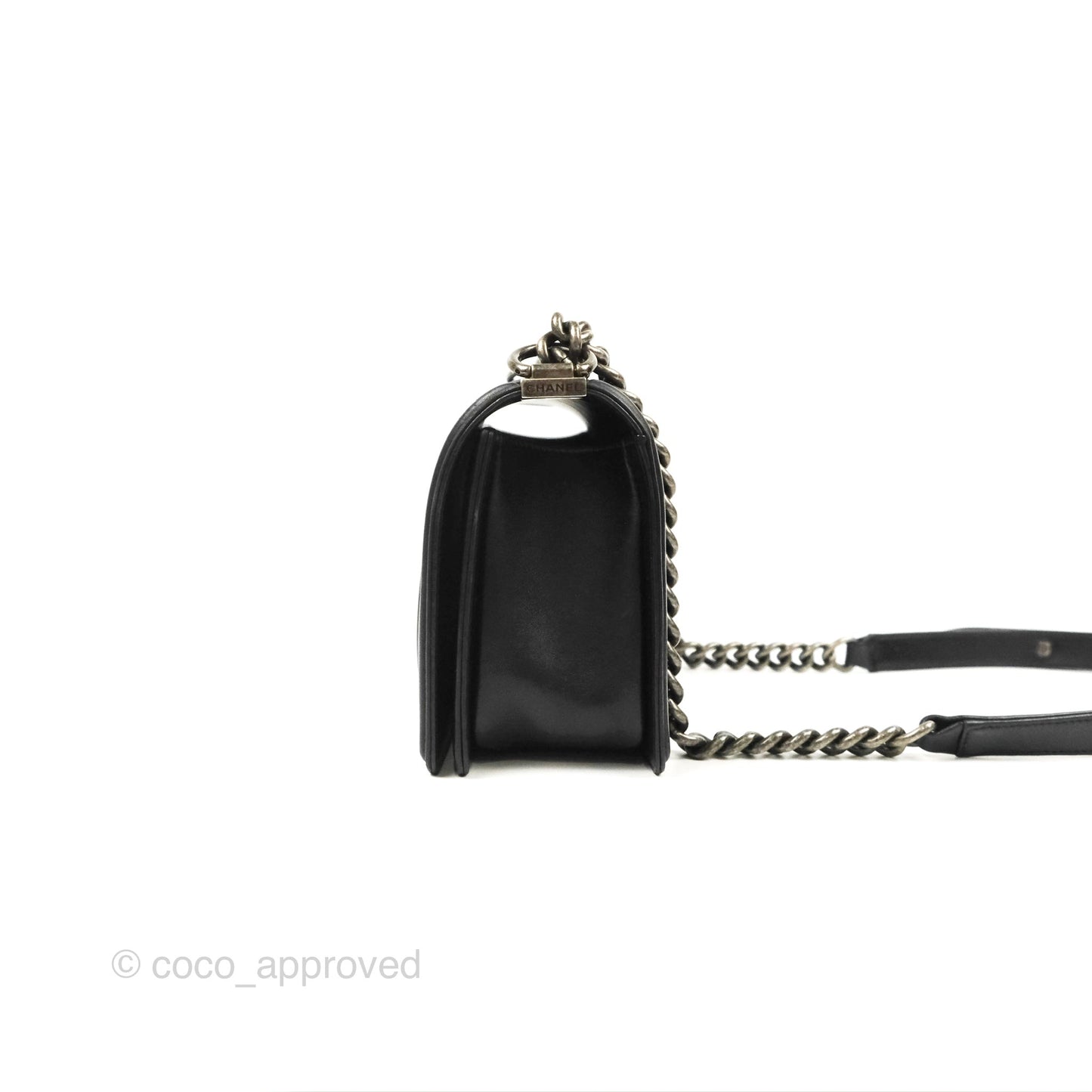 Chanel Quilted Medium Boy Black Lambskin Ruthenium Hardware