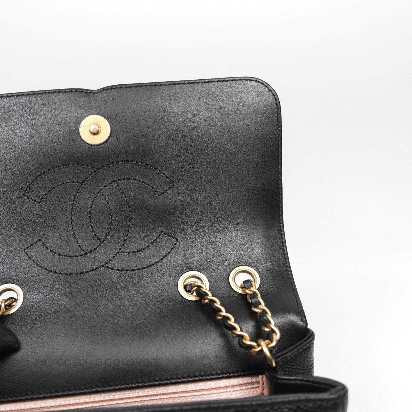 Chanel Small CC Filigree Flap Quilted Black Caviar Aged Gold Hardware