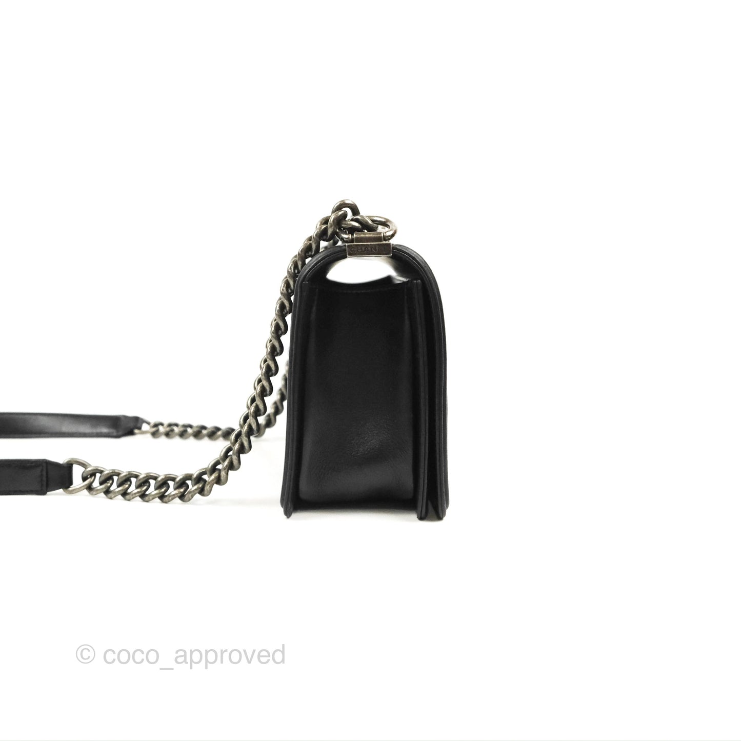 Chanel Quilted Medium Boy Black Lambskin Ruthenium Hardware